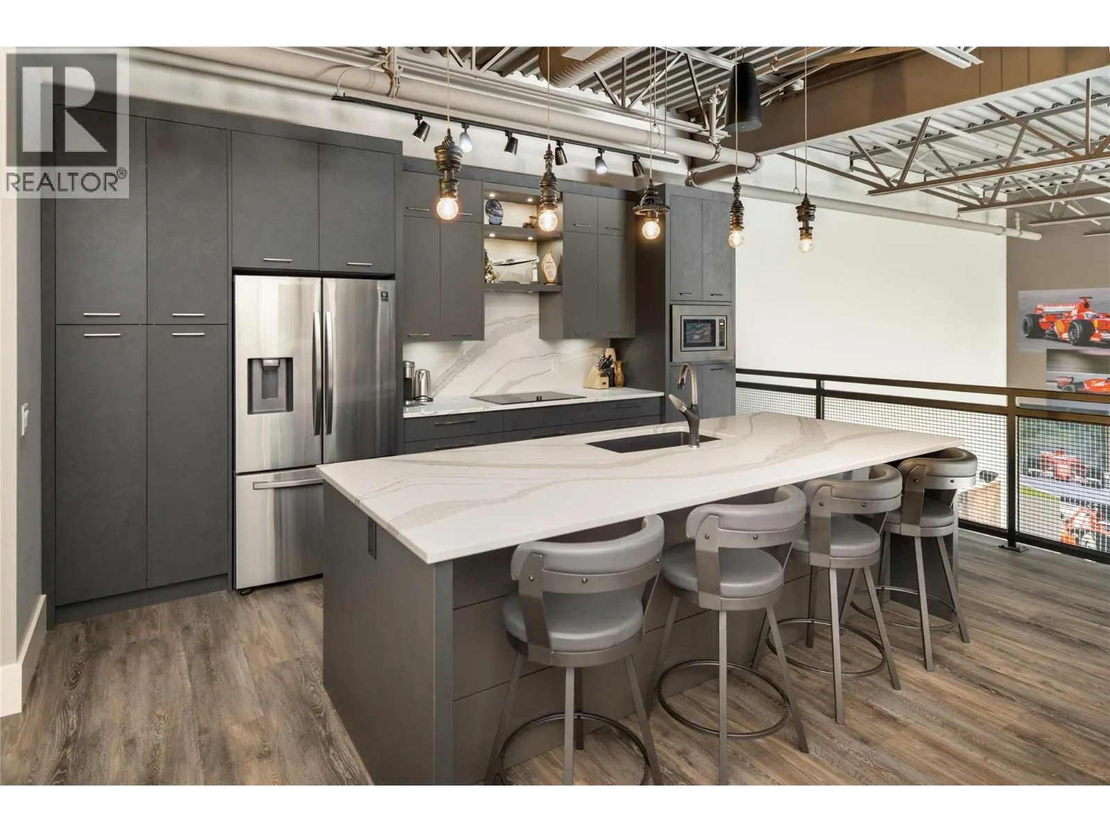 2110 Matrix Crescent Unit# 7