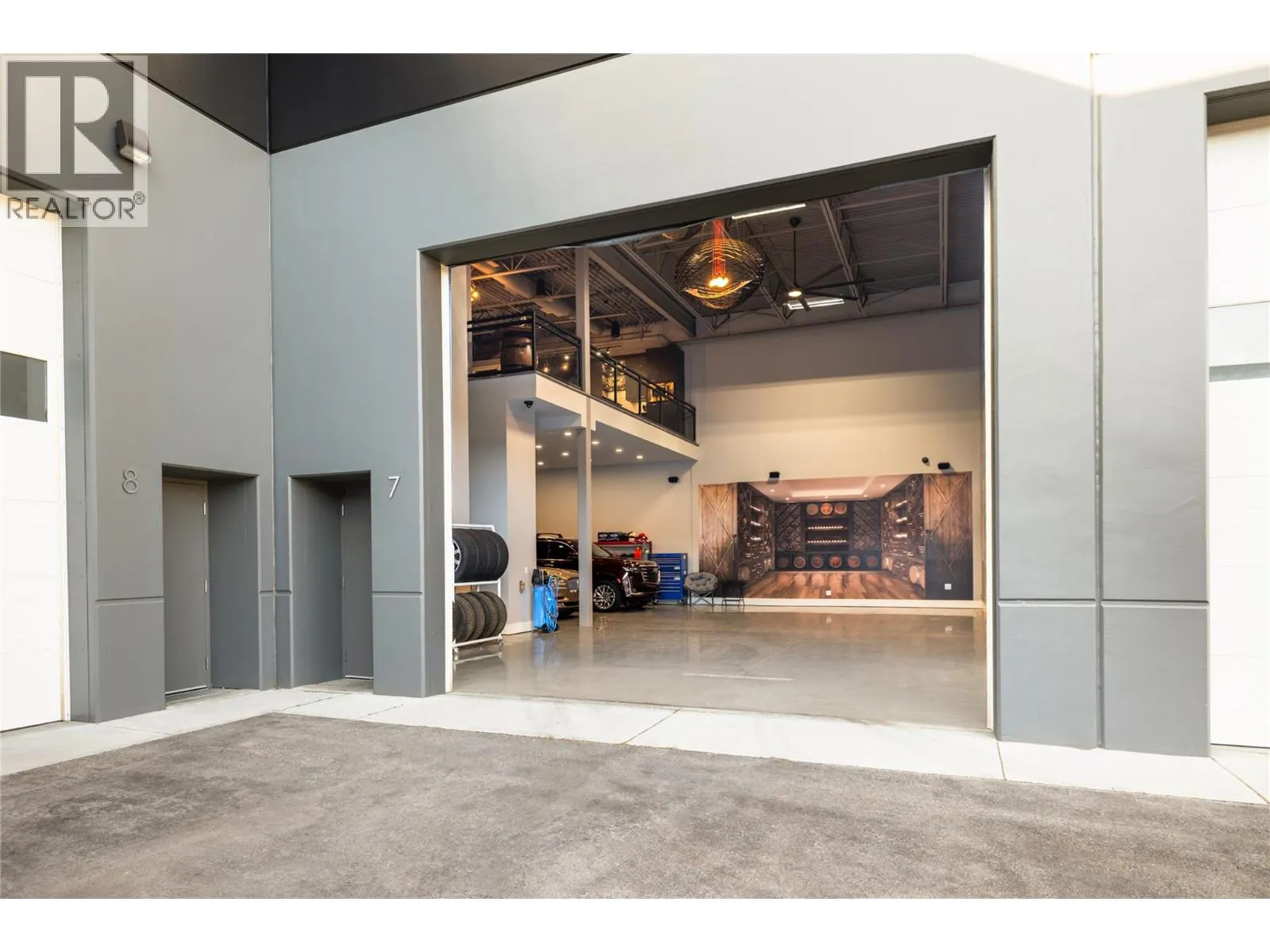 2110 Matrix Crescent Unit# 7