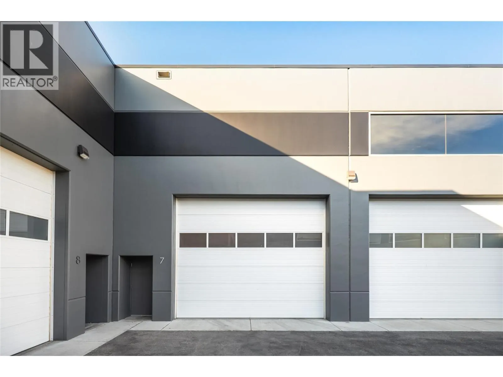 2110 Matrix Crescent Unit# 7