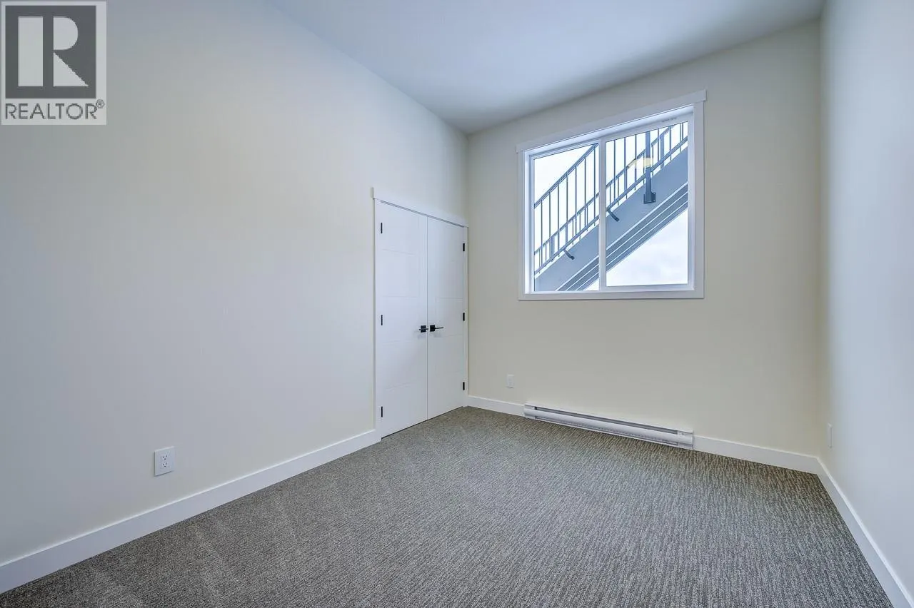 2140 LINFIELD Drive