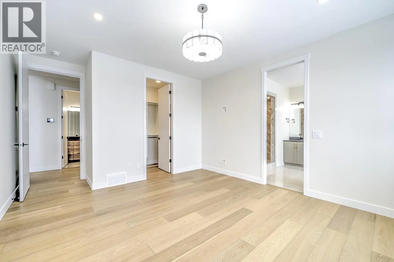 2140 LINFIELD Drive