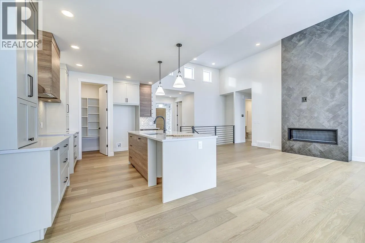 2140 LINFIELD Drive