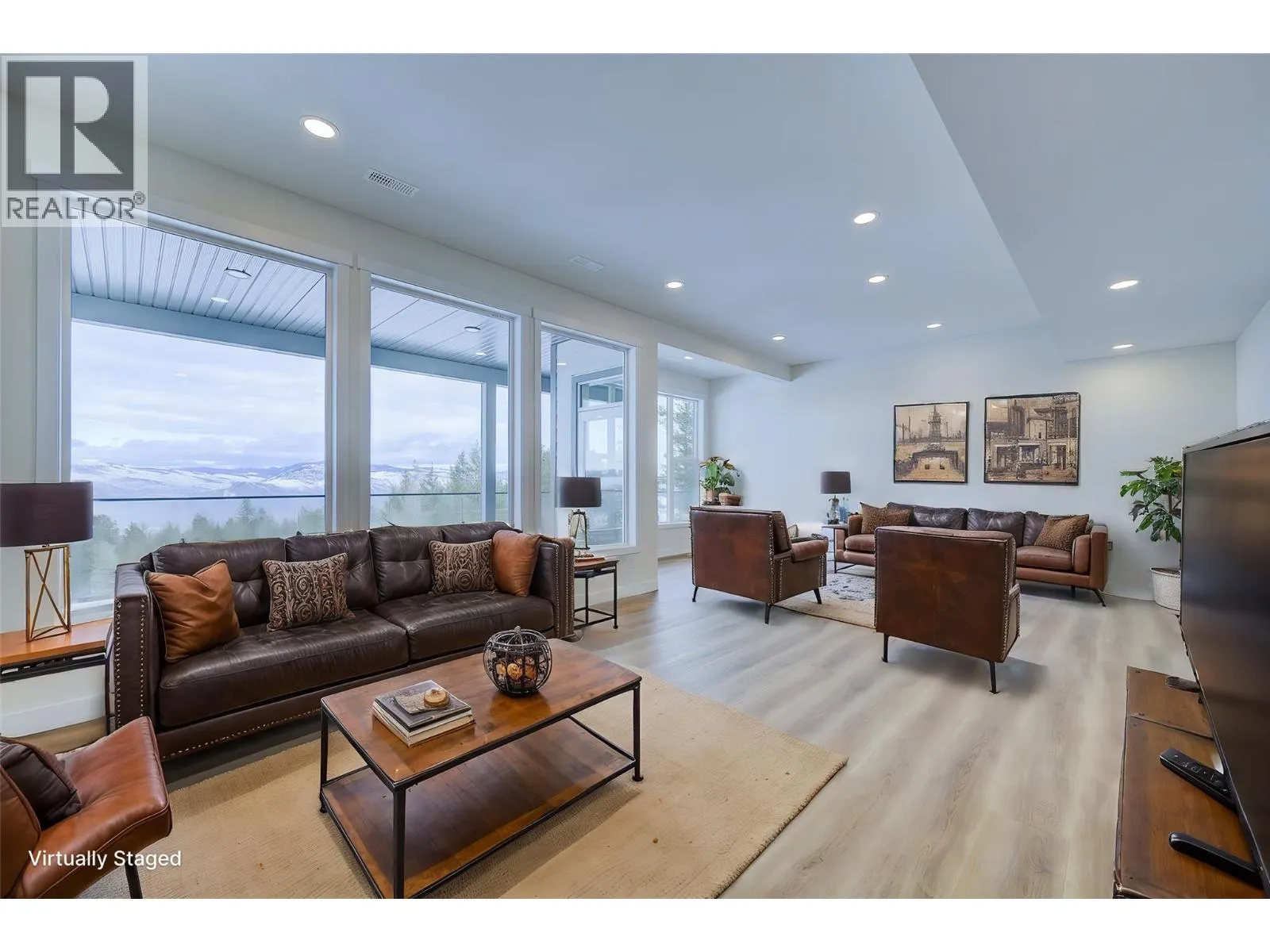 2140 LINFIELD Drive