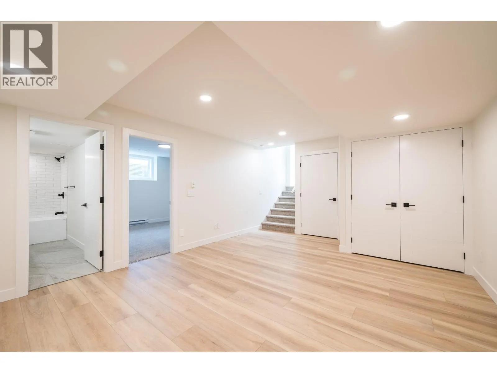 3228 BANK Road