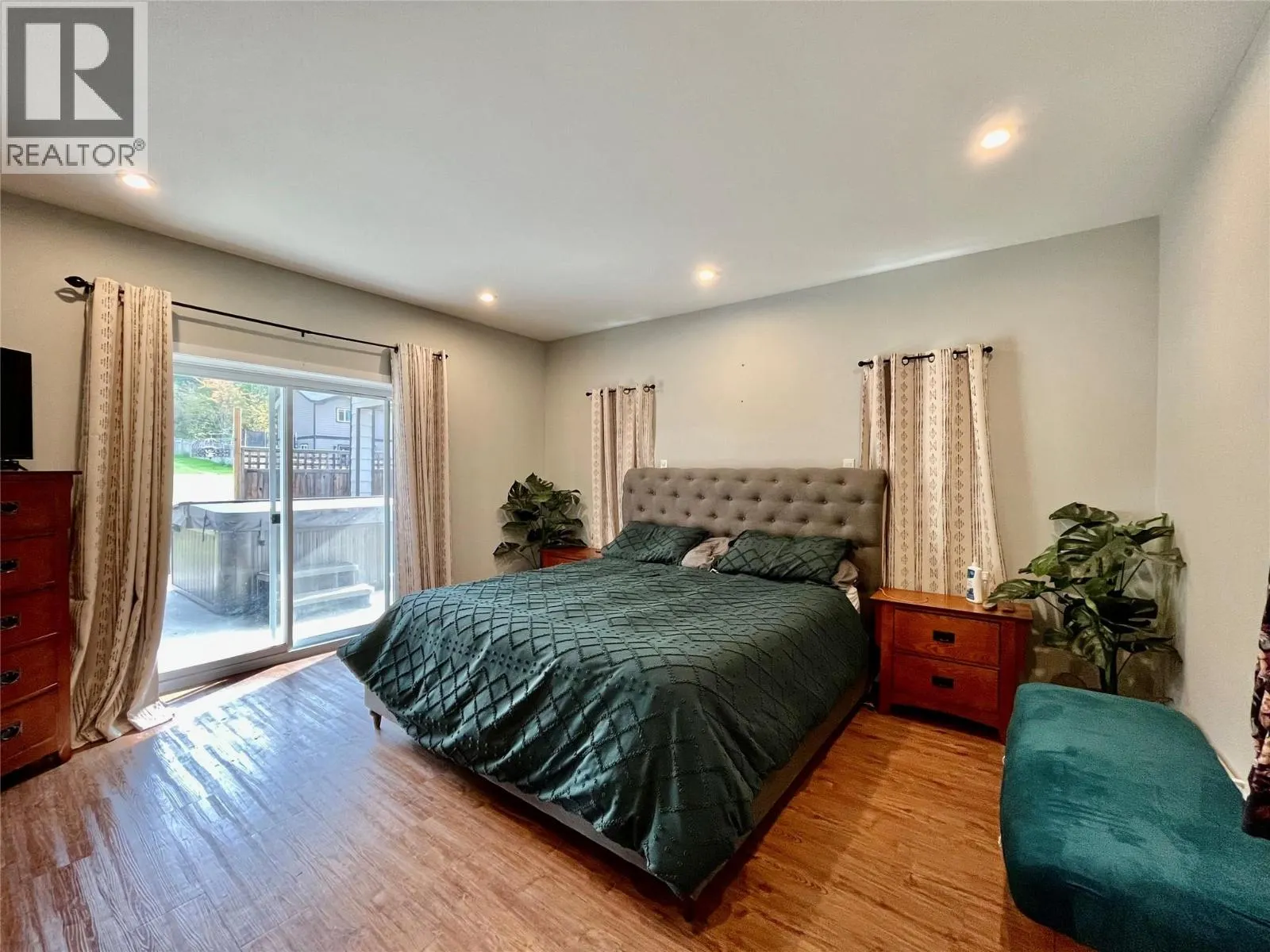 207 Cotswold Road