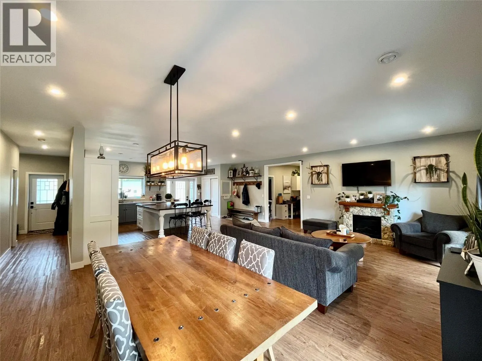 207 Cotswold Road