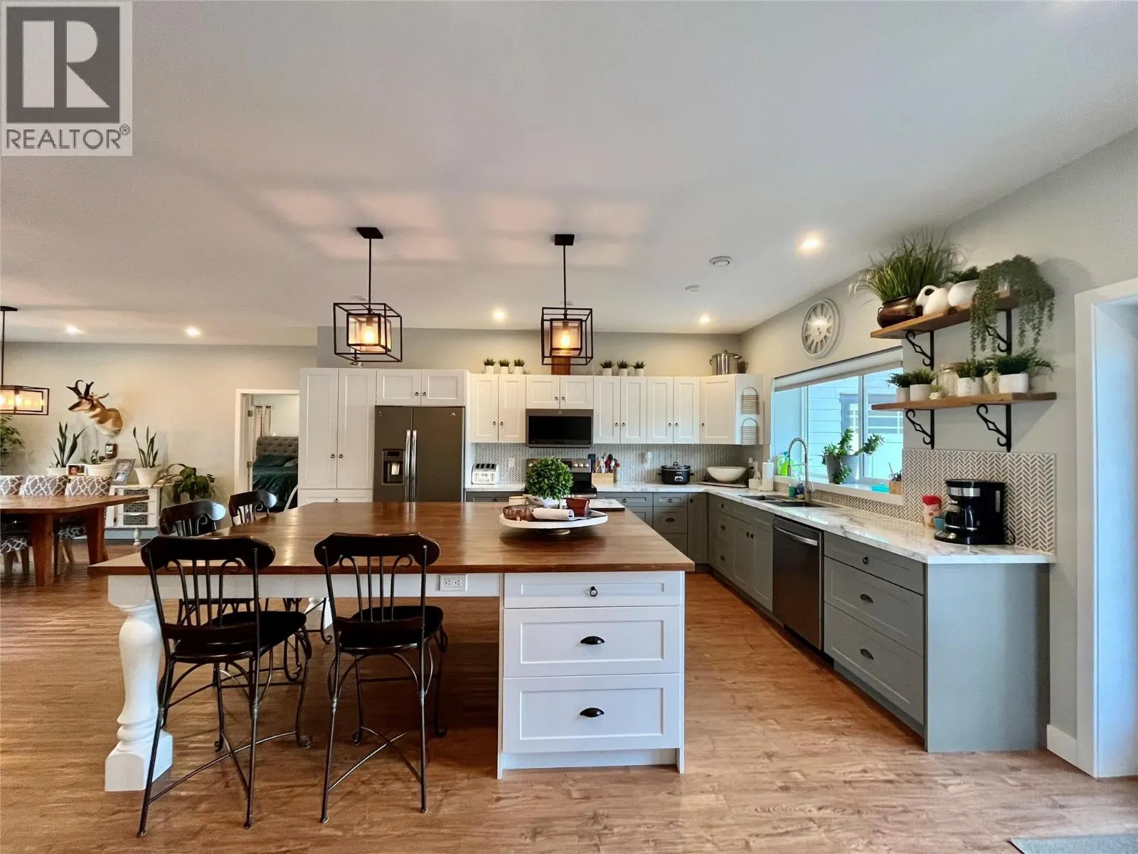 207 Cotswold Road