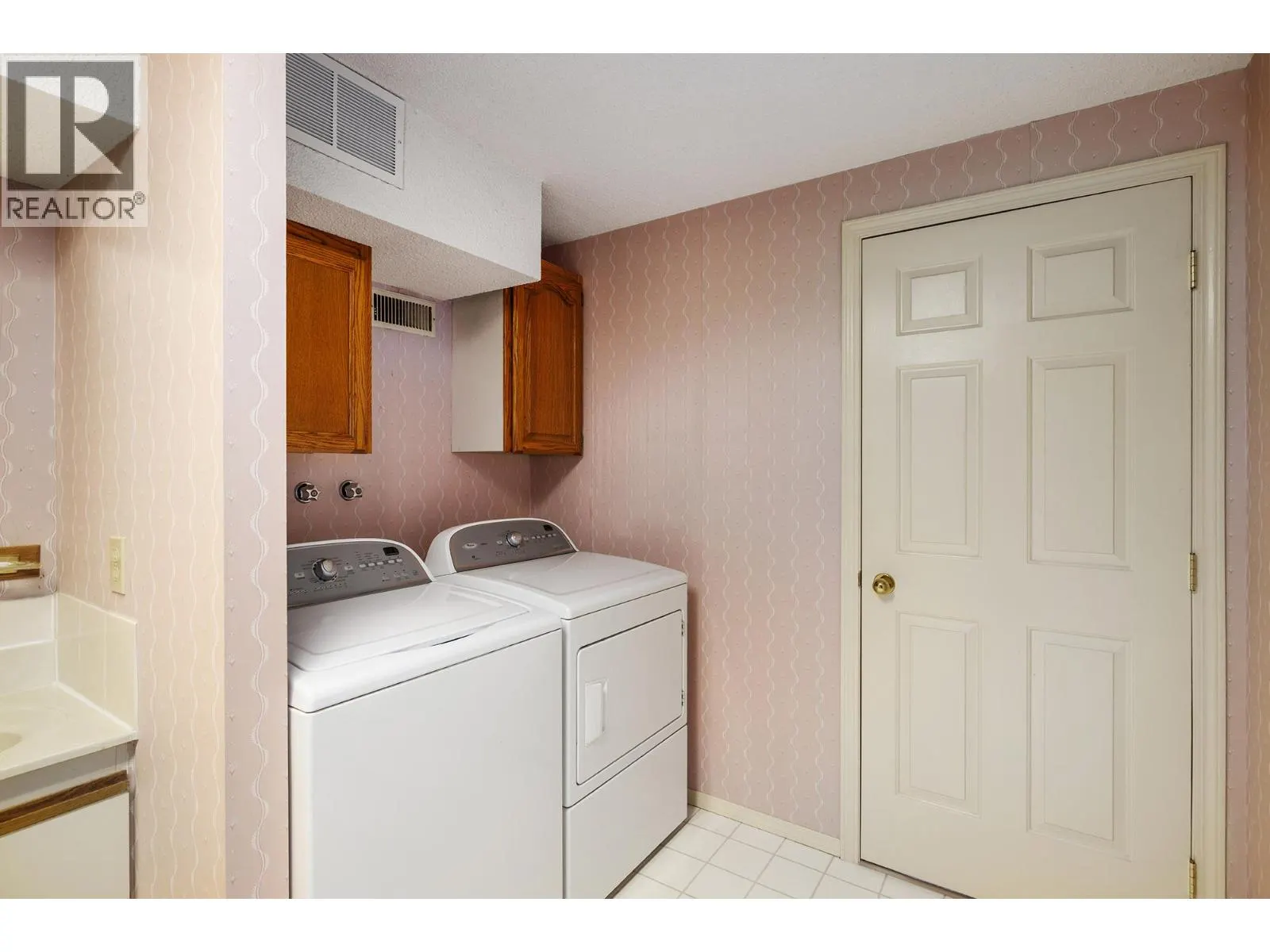 2200 Gordon Drive Unit# 9
