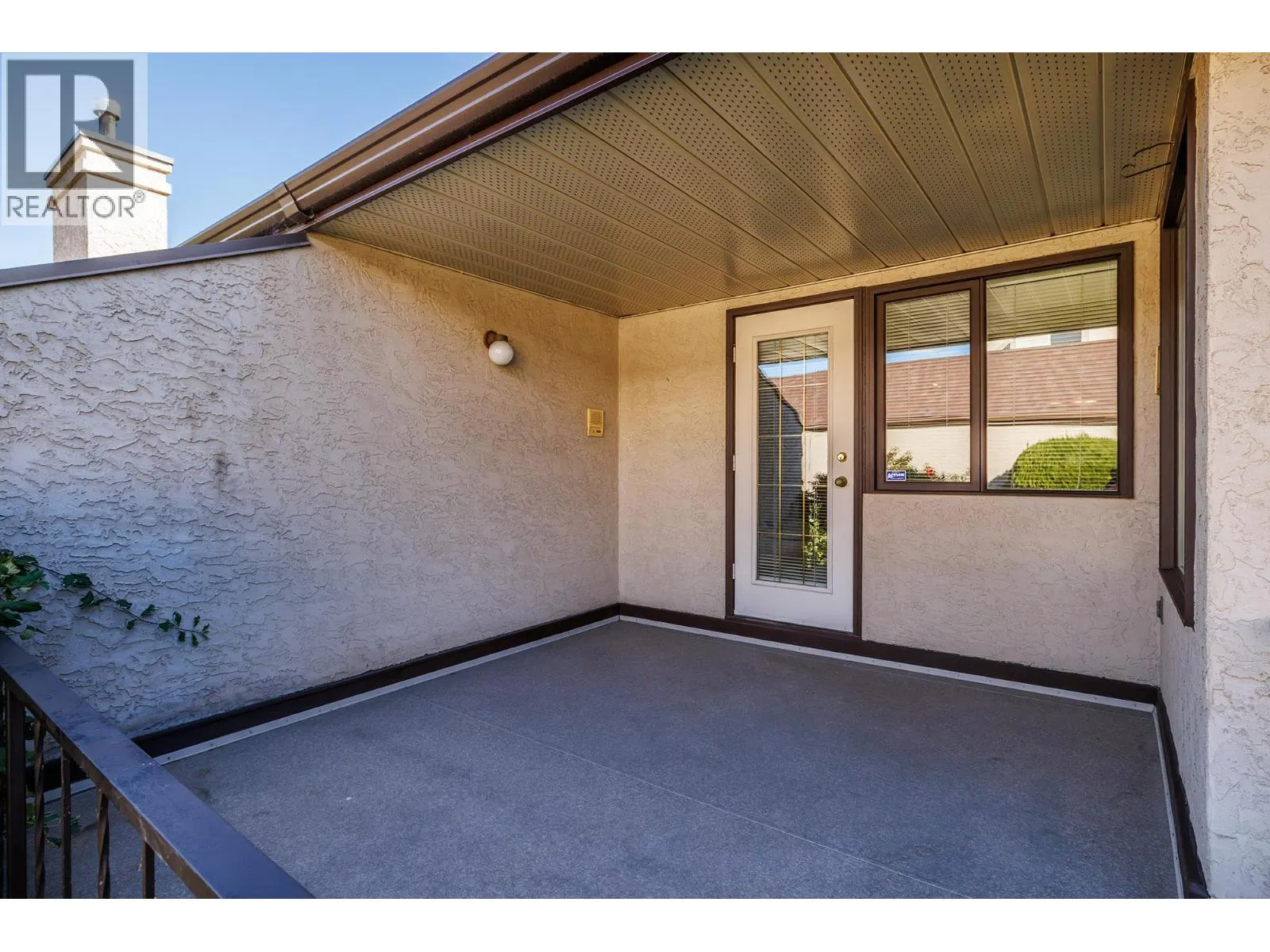 2200 Gordon Drive Unit# 9