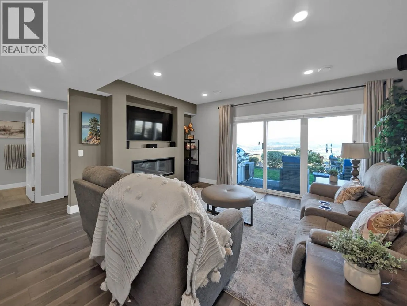 3866 Cimarron Drive