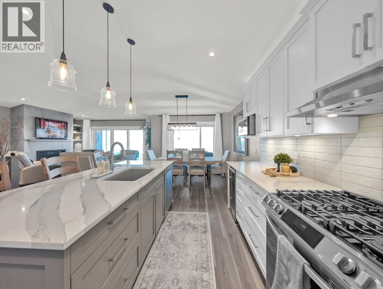 3866 Cimarron Drive
