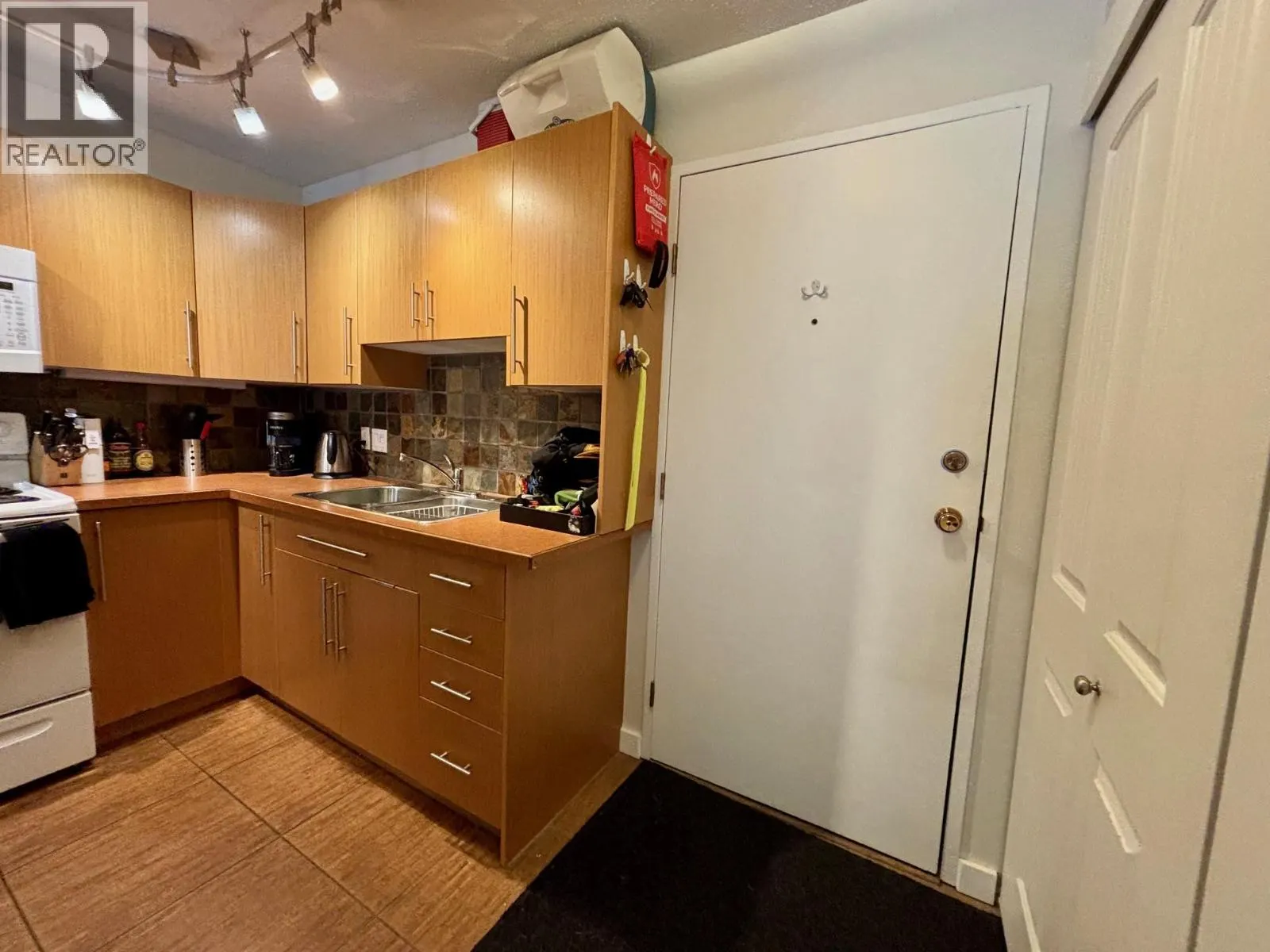 800 Mackenzie Avenue Unit# 102