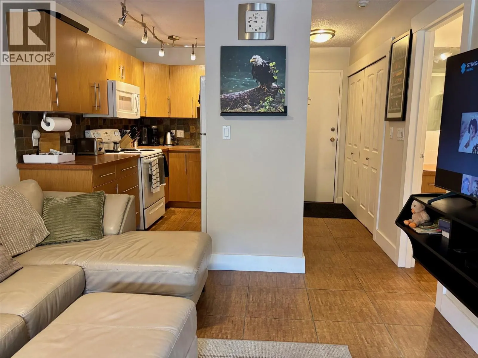 800 Mackenzie Avenue Unit# 102