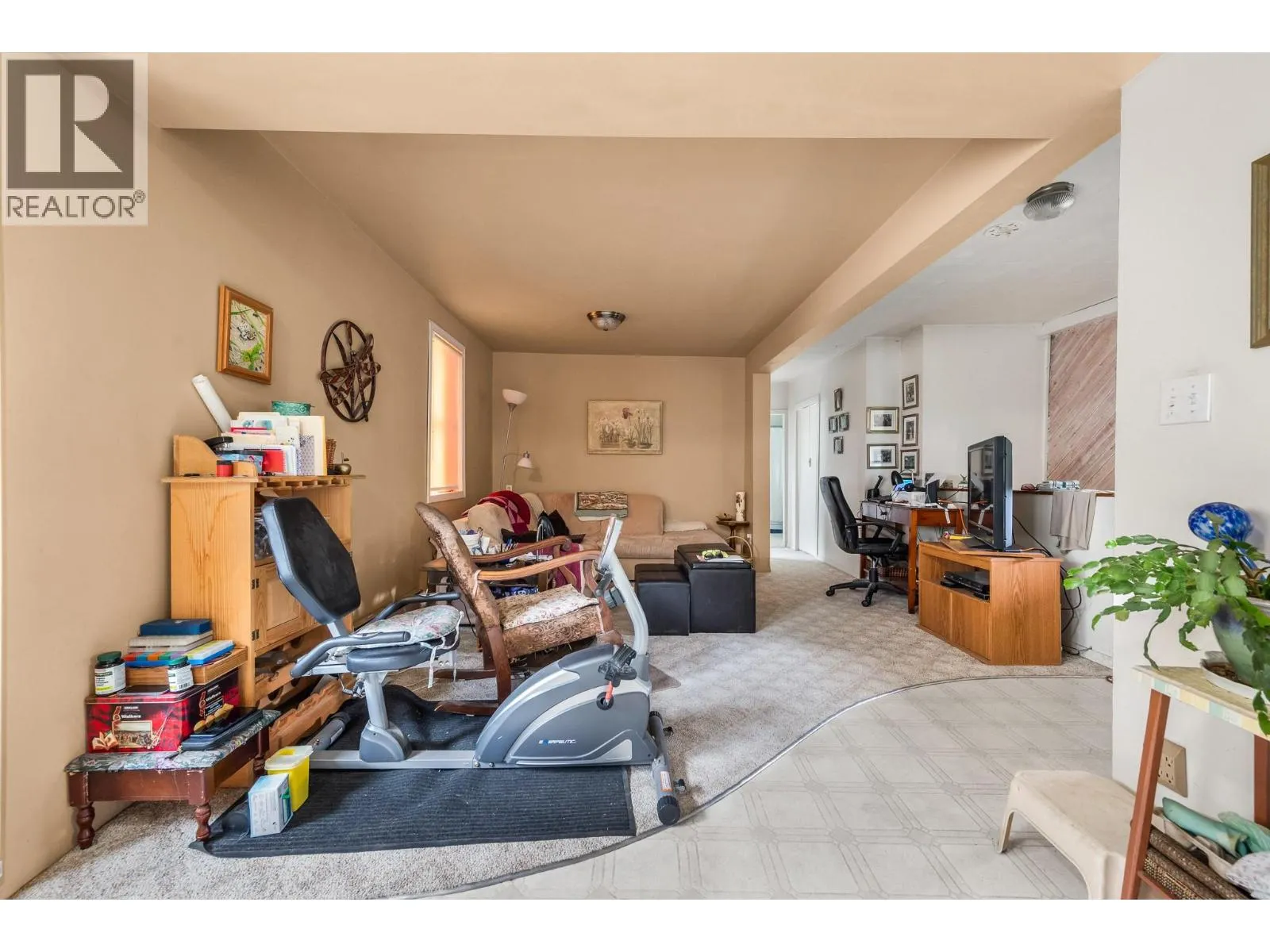 8609 Aberdeen Road