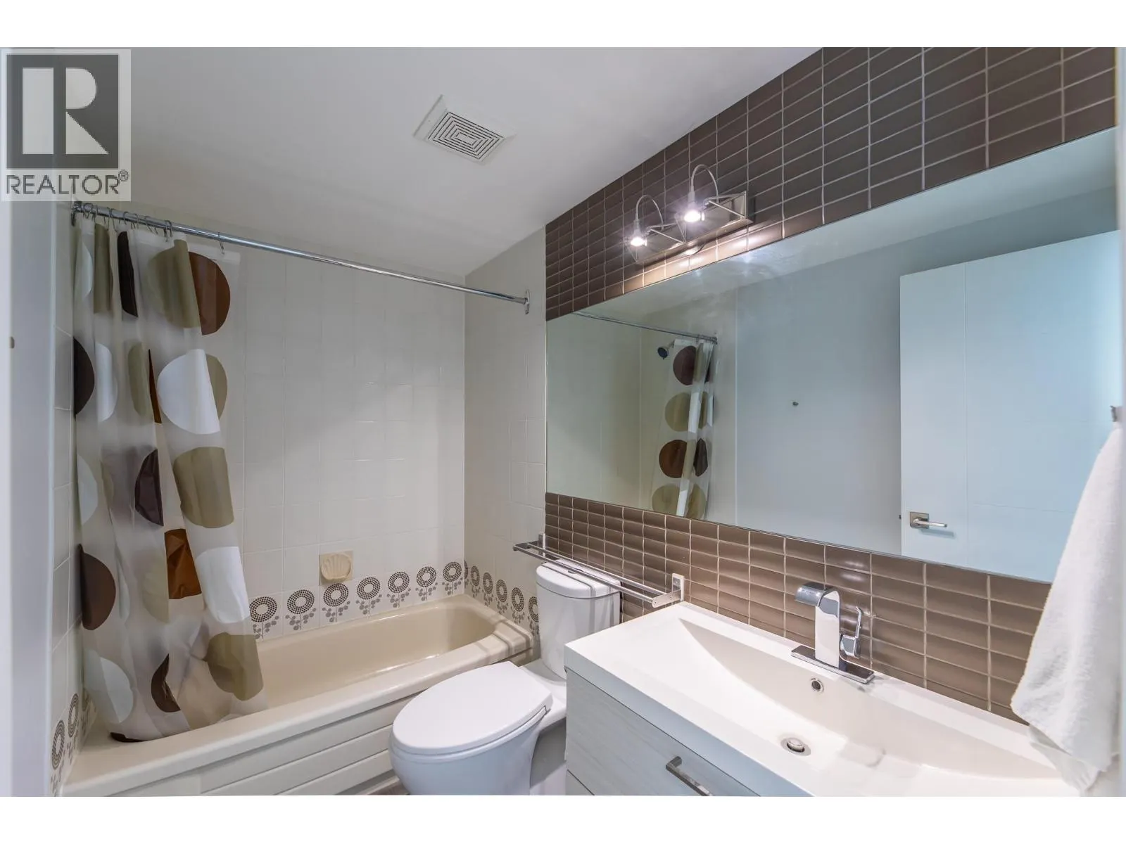 335 Churchill Avenue Unit# 201