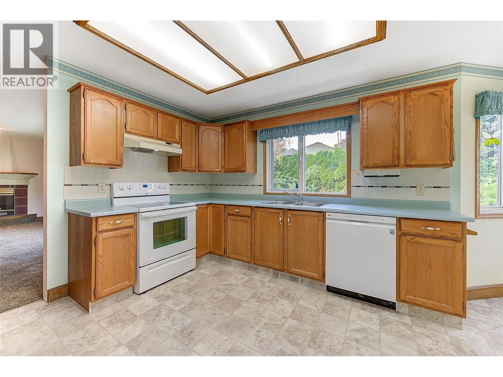893 Mission Springs Crescent