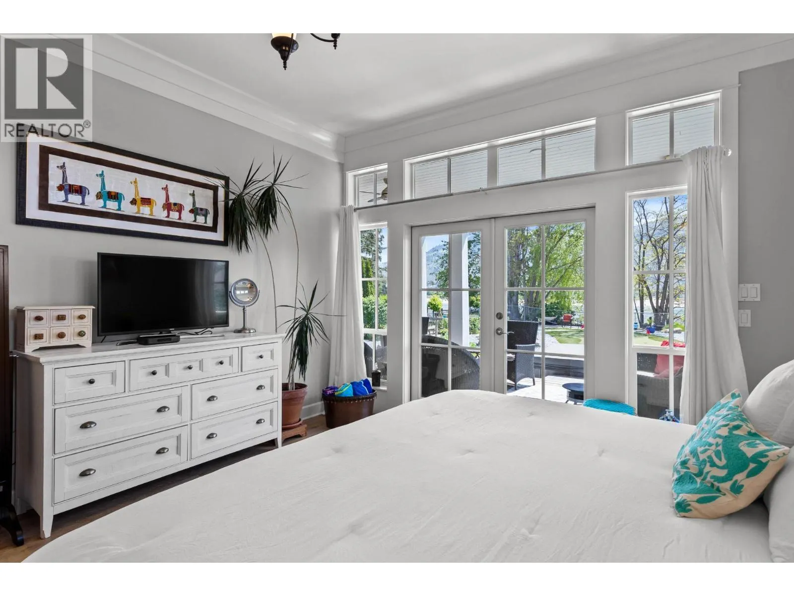 2451 Tranquille Road