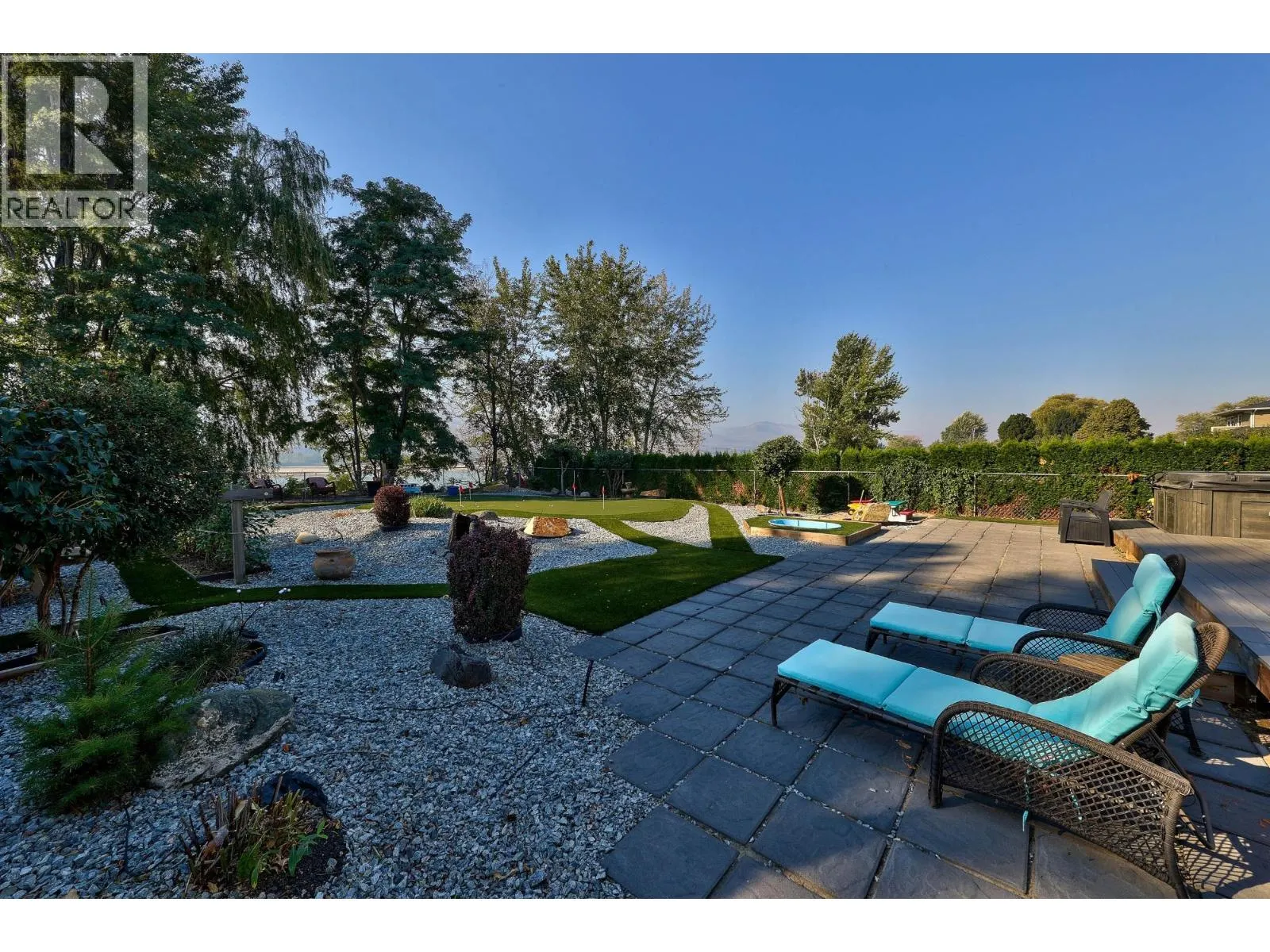 2451 Tranquille Road