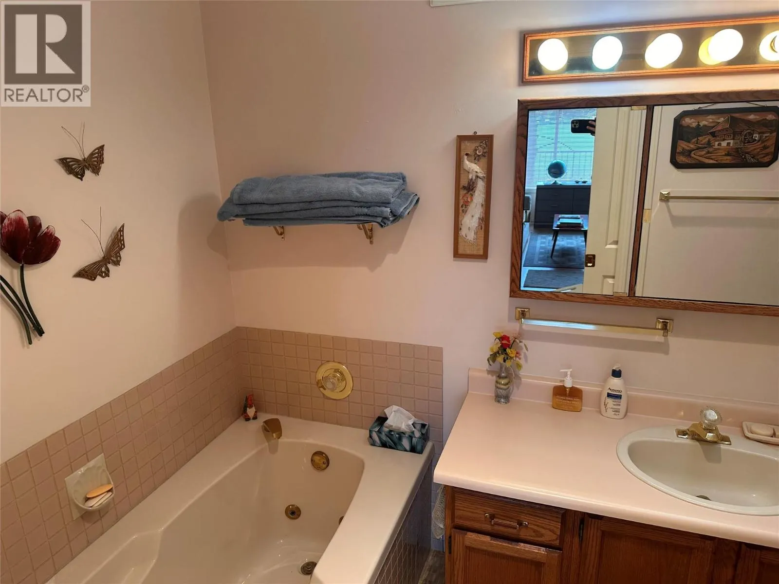 1020 Lanfranco Road Unit# 12