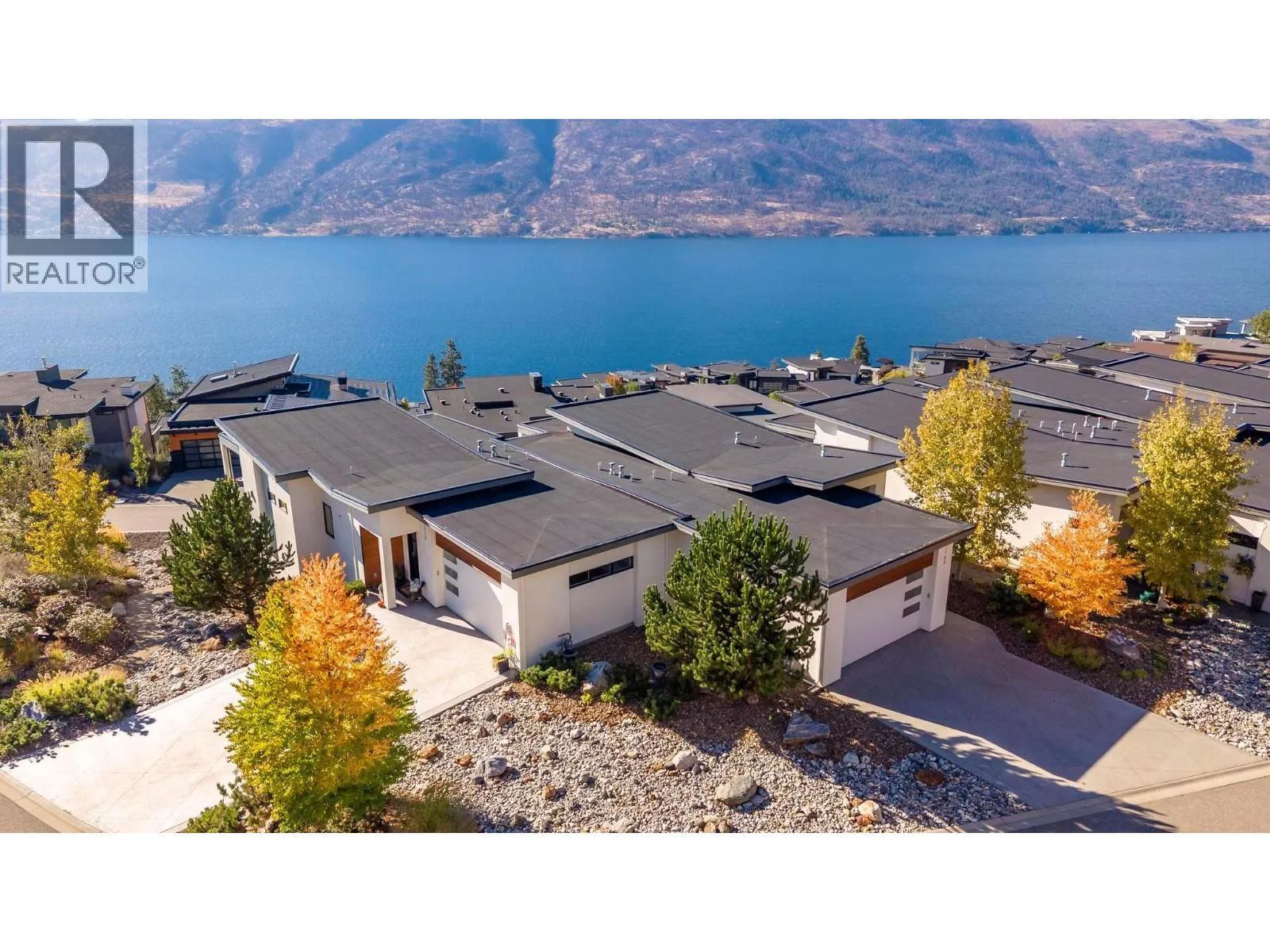 1768 Slateview Crescent