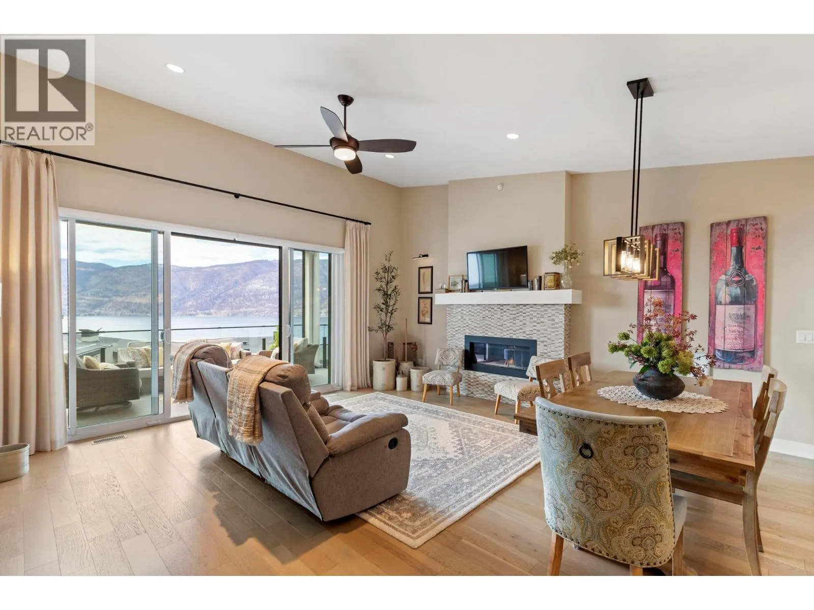 1768 Slateview Crescent