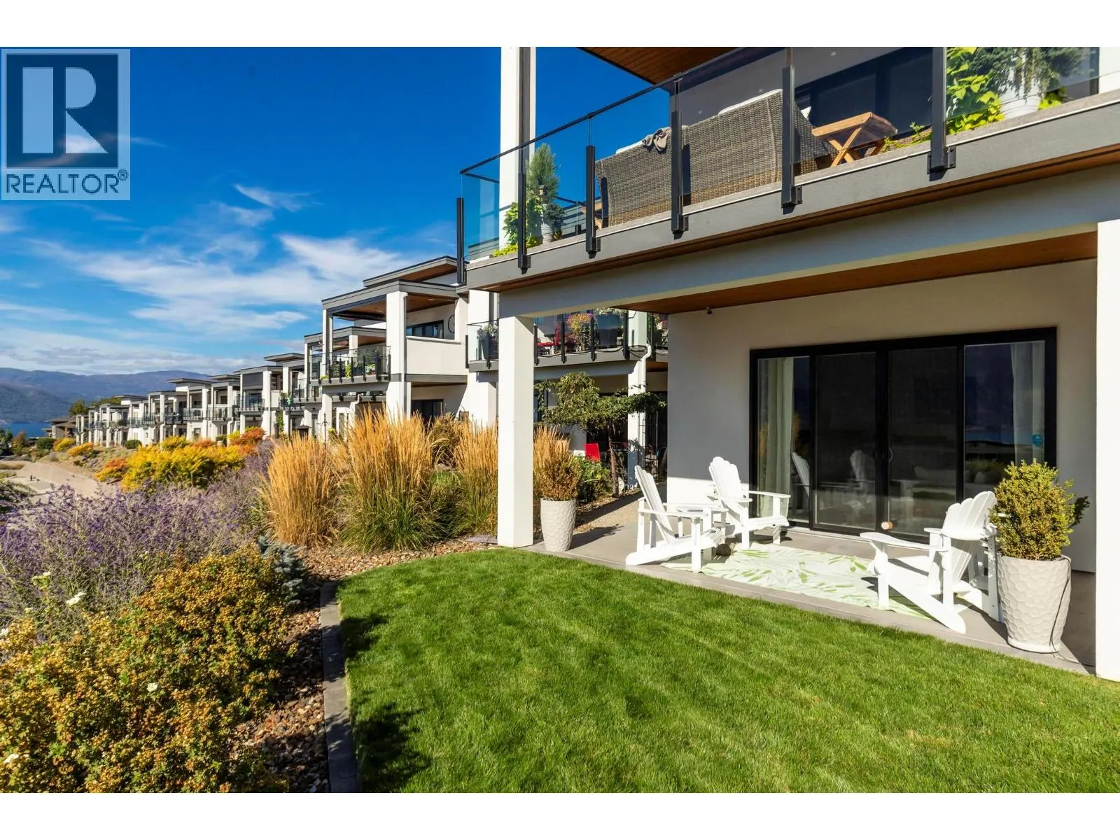 1768 Slateview Crescent