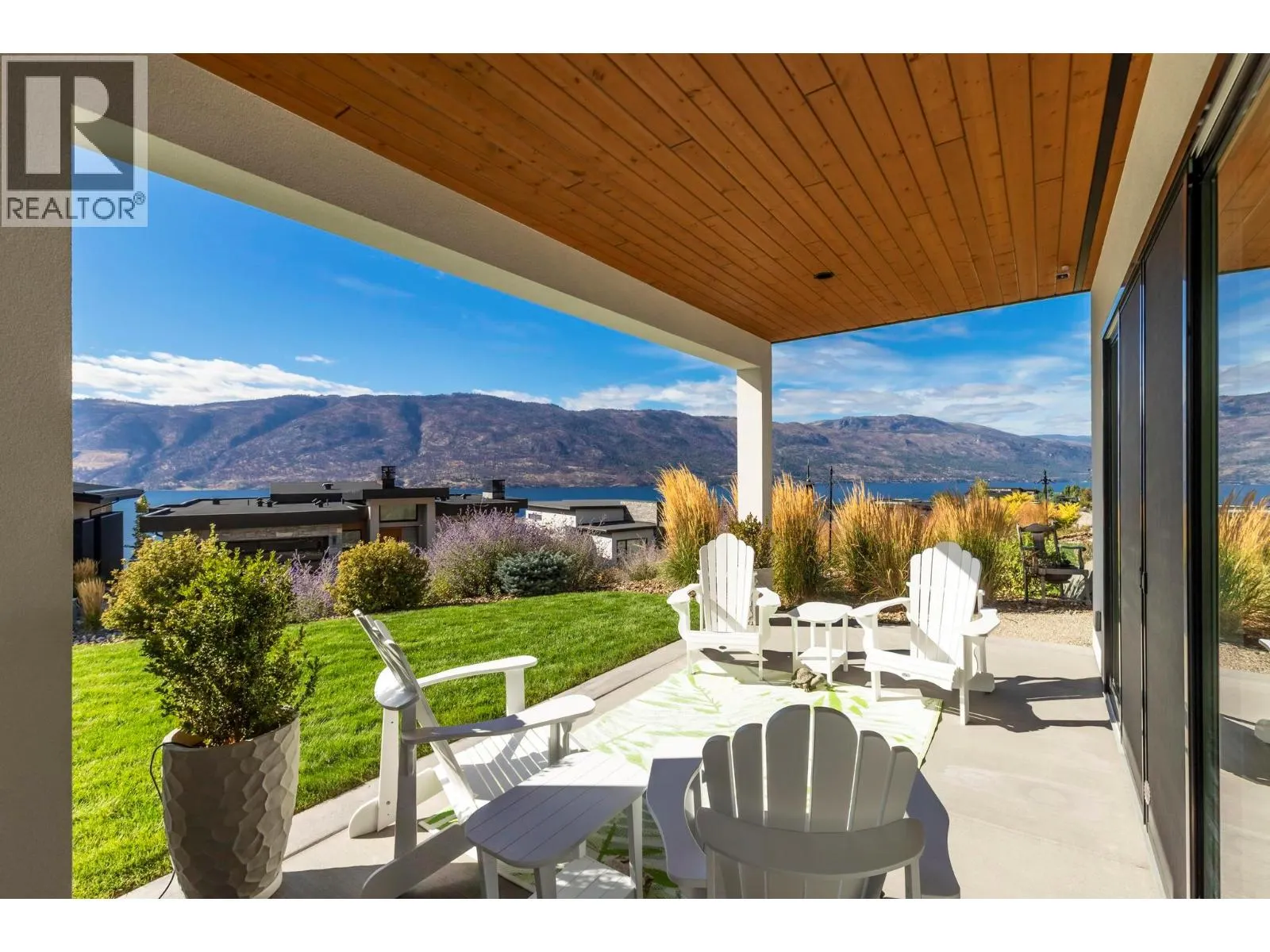 1768 Slateview Crescent