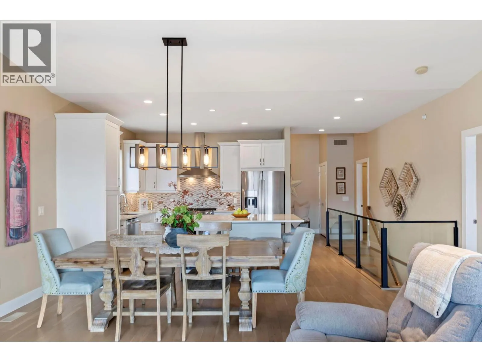1768 Slateview Crescent