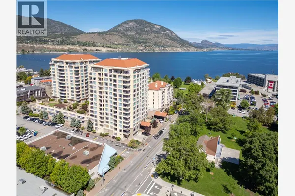 100 Lakeshore Drive W Unit# 115