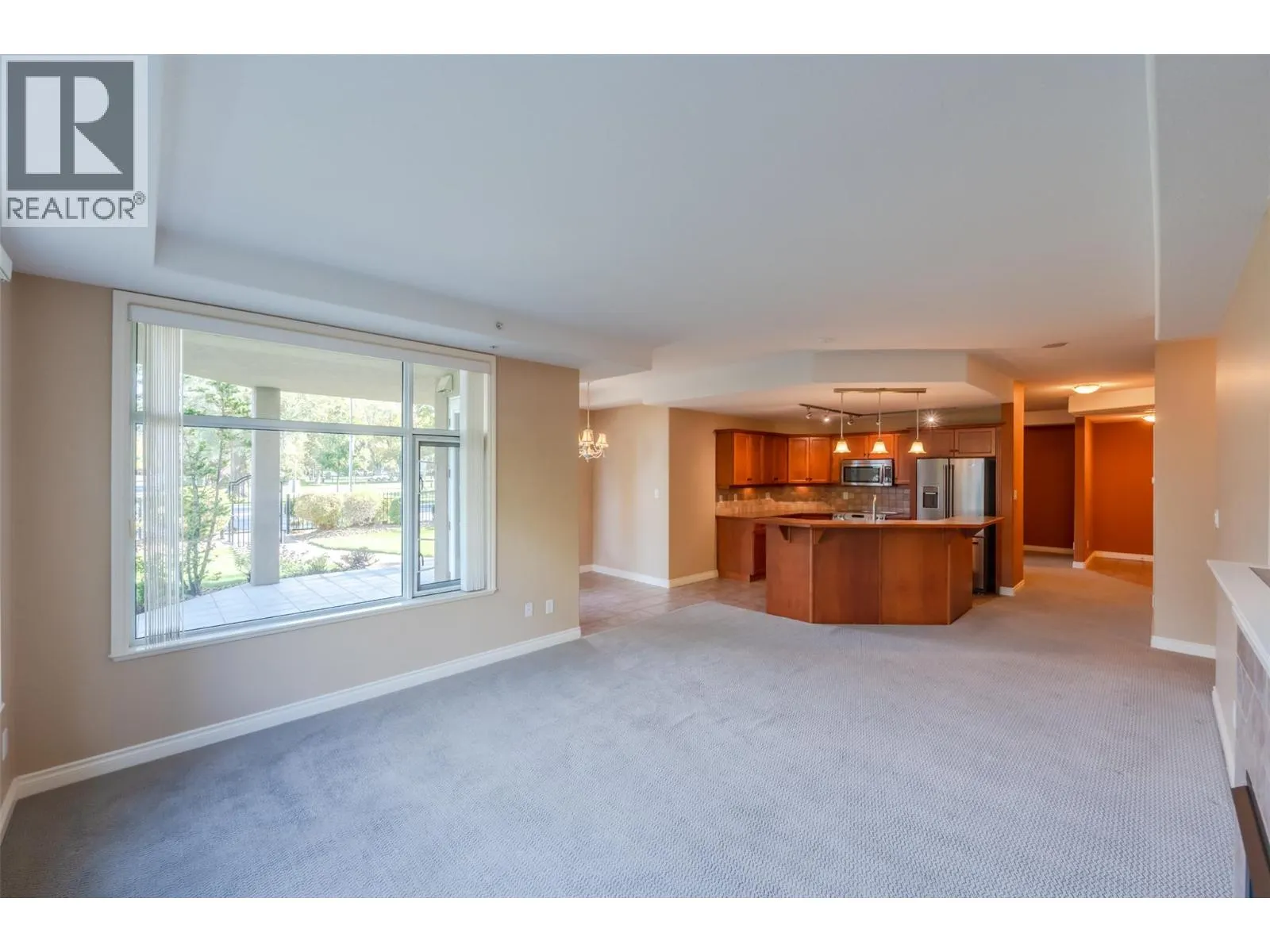 100 Lakeshore Drive W Unit# 115