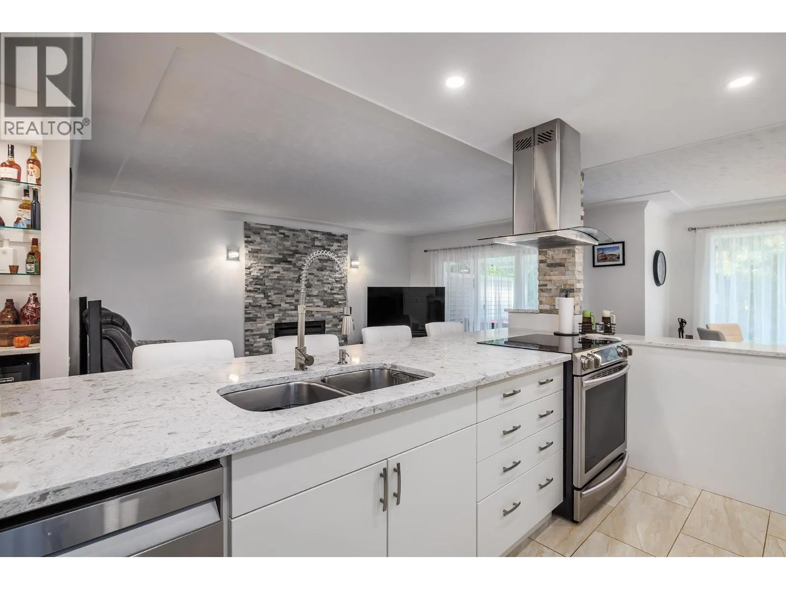 3370 Casorso Road Unit# 31
