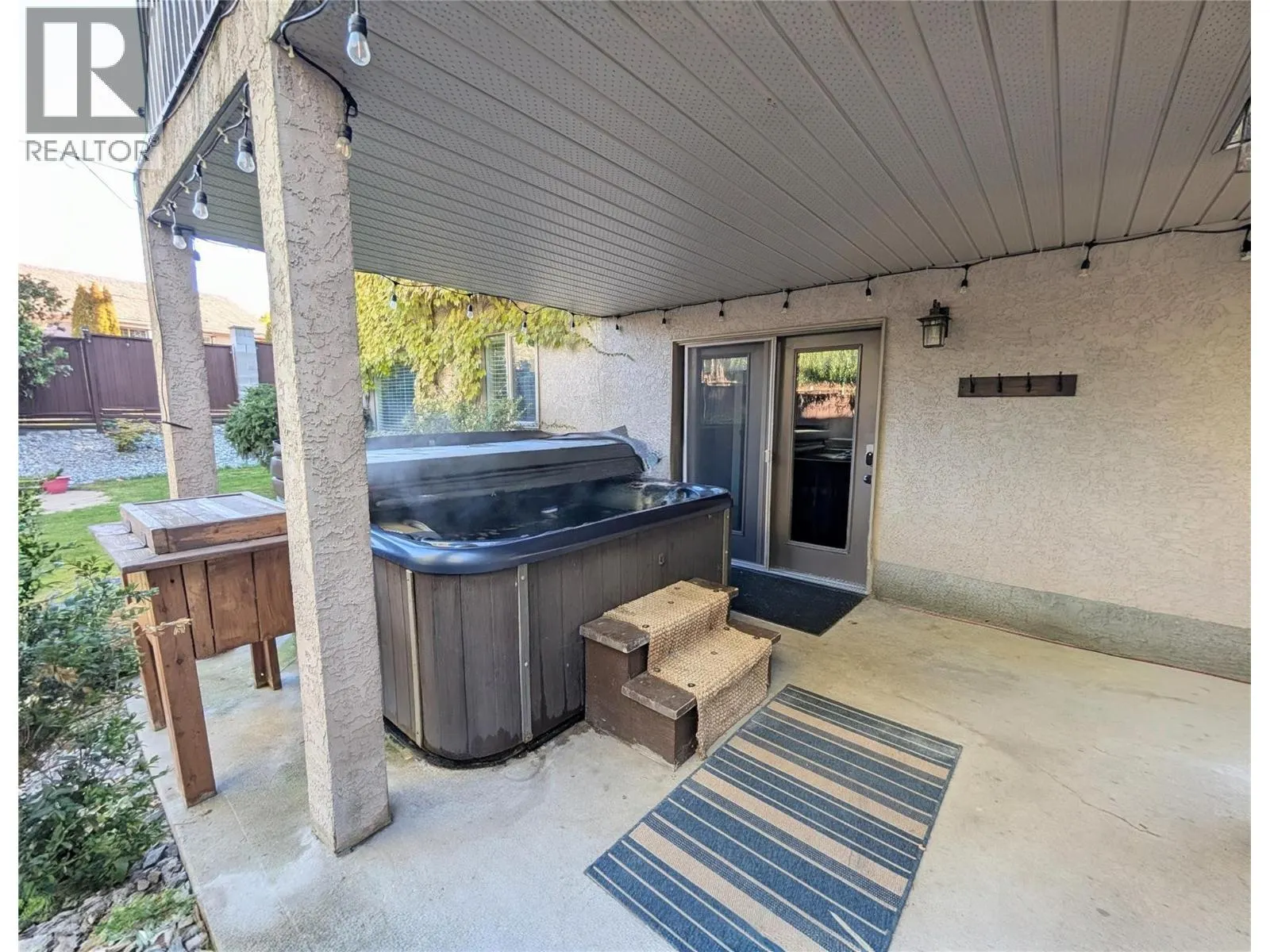 2086 Sunview Drive