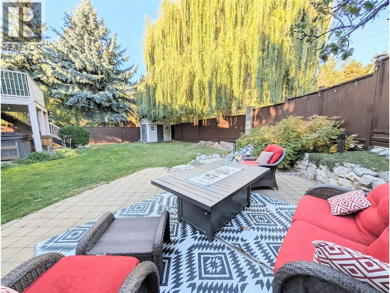 2086 Sunview Drive