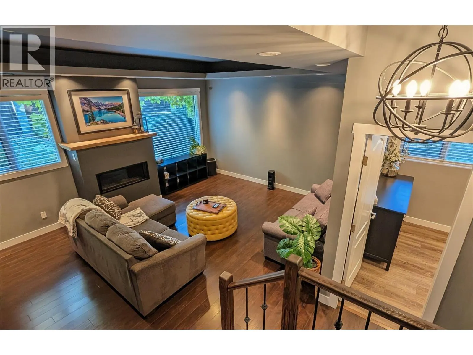 2086 Sunview Drive