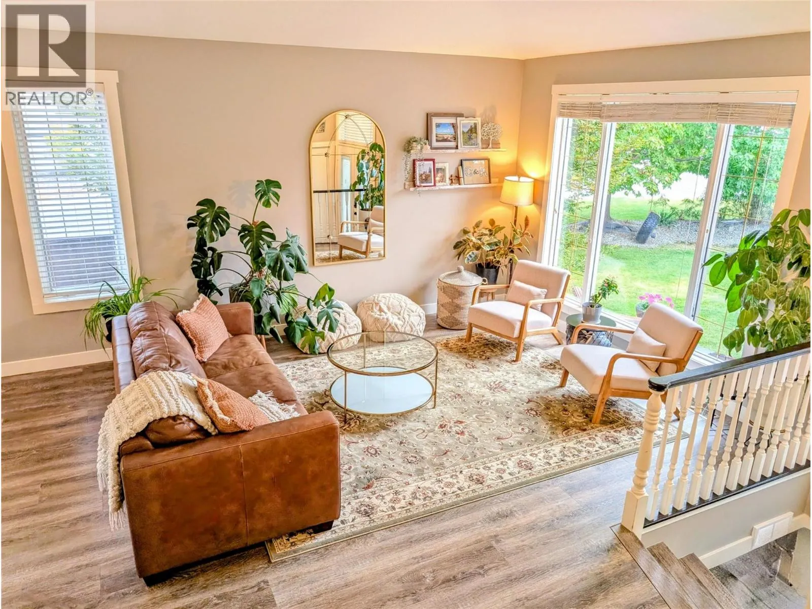 2086 Sunview Drive