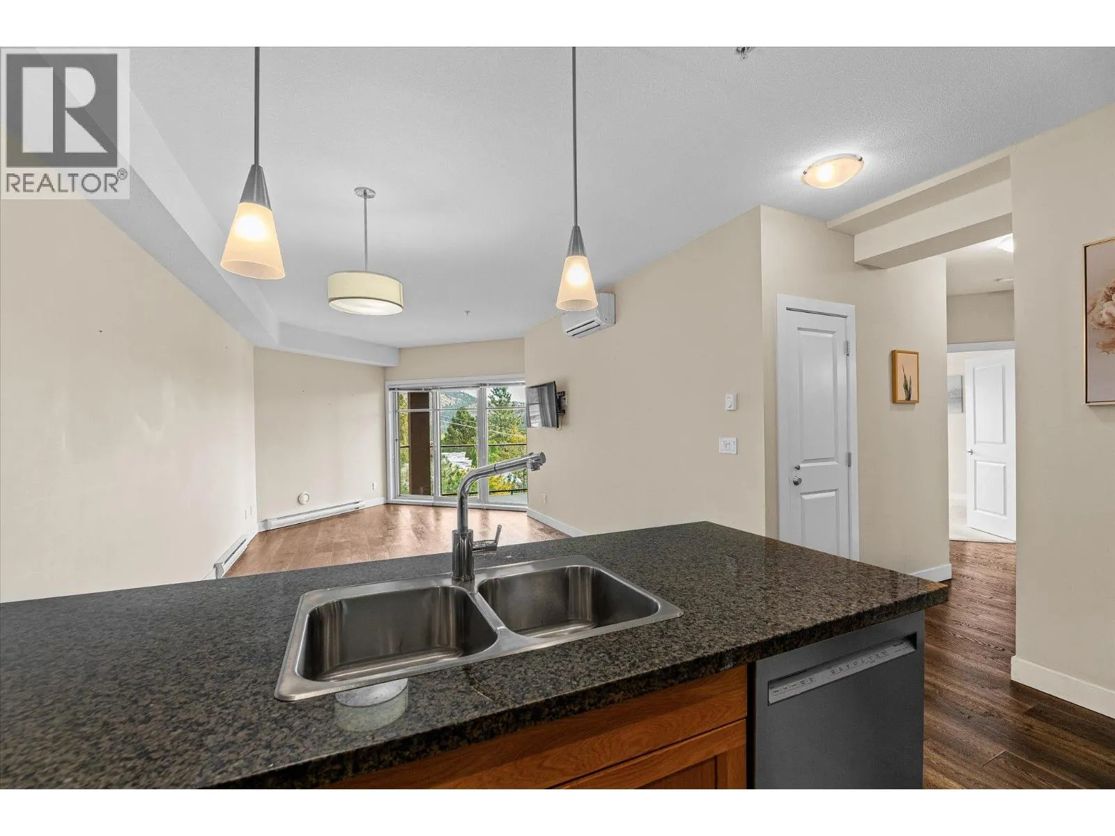 3205 Skyview Lane Unit# 408