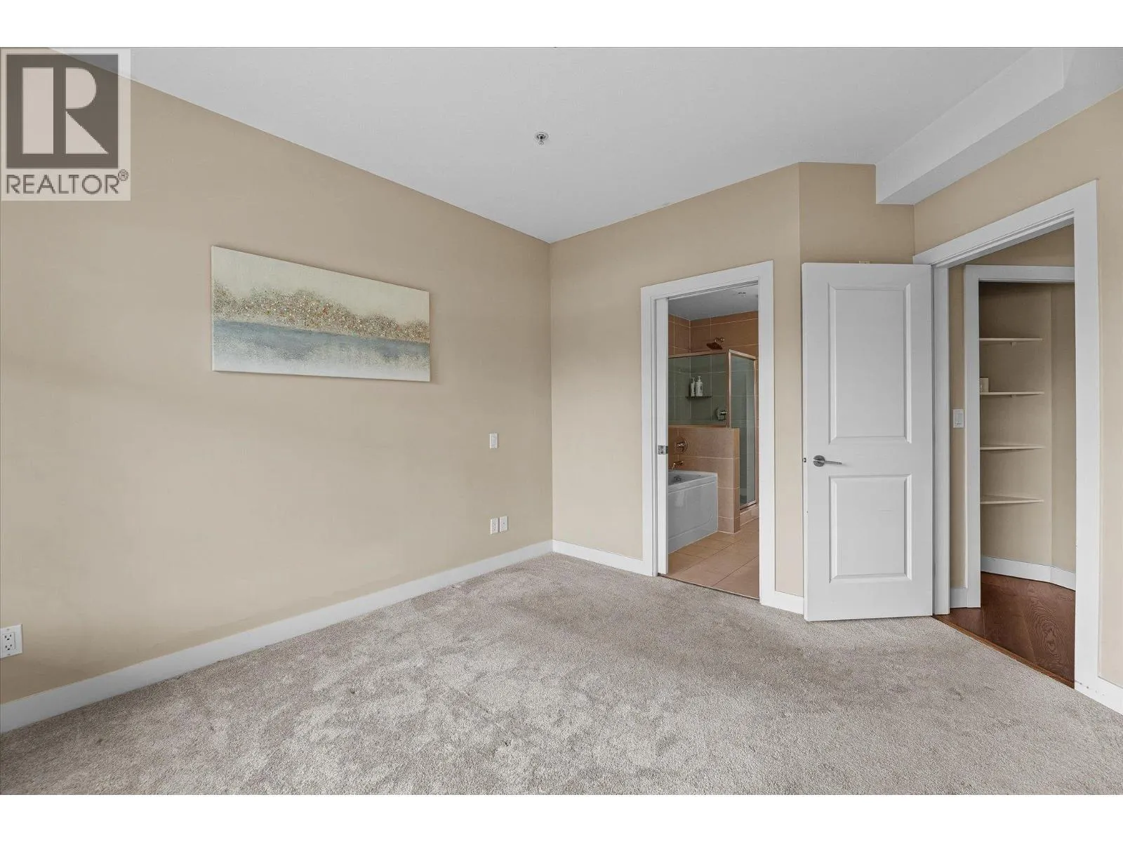 3205 Skyview Lane Unit# 408