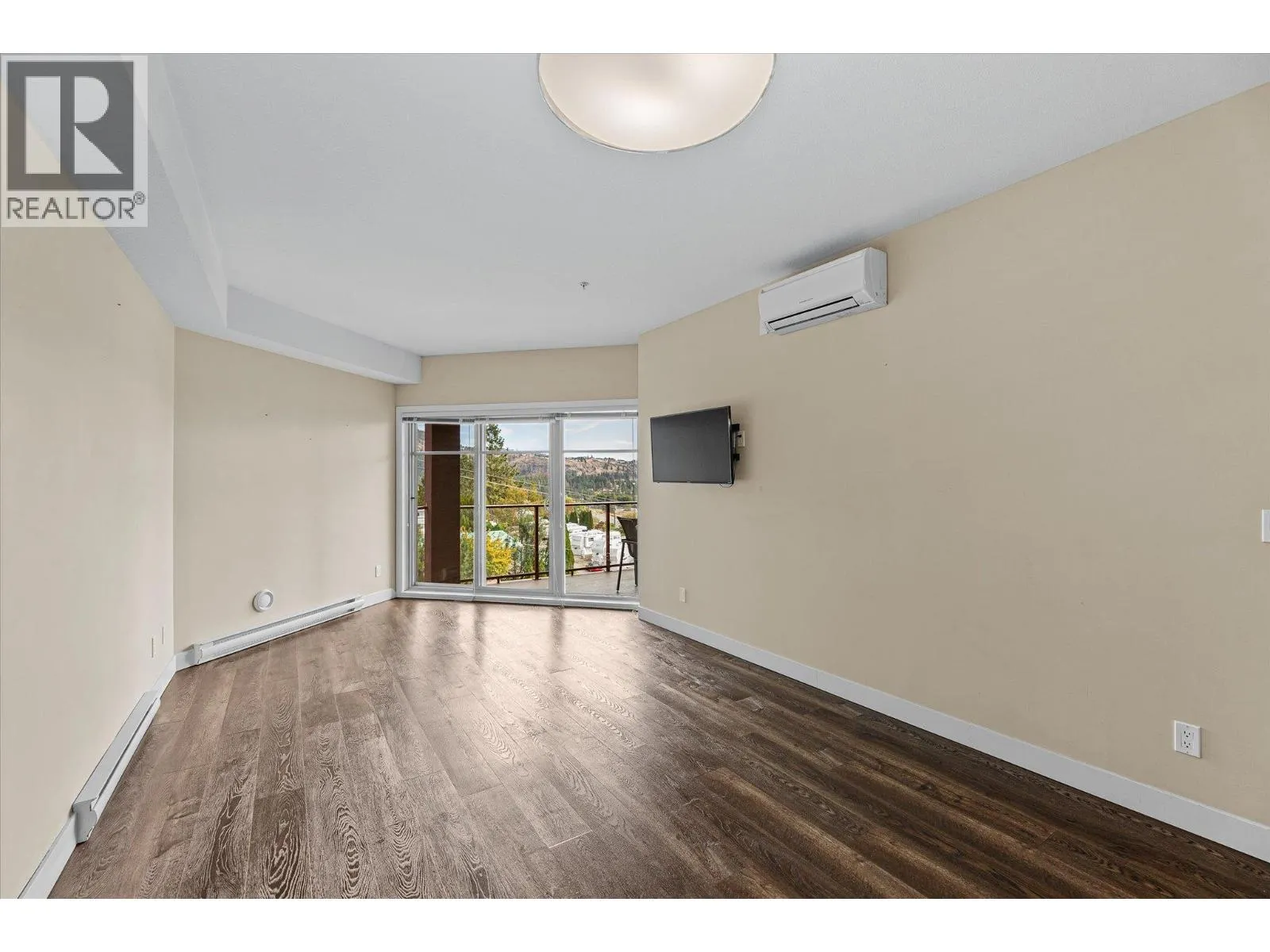 3205 Skyview Lane Unit# 408