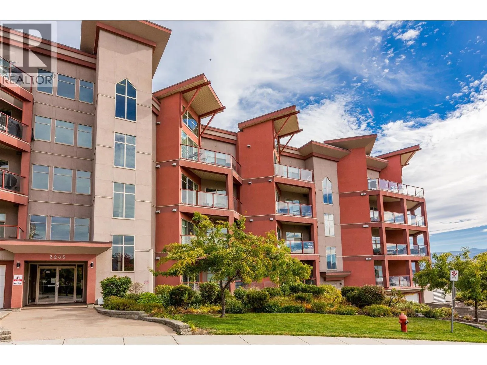 3205 Skyview Lane Unit# 408