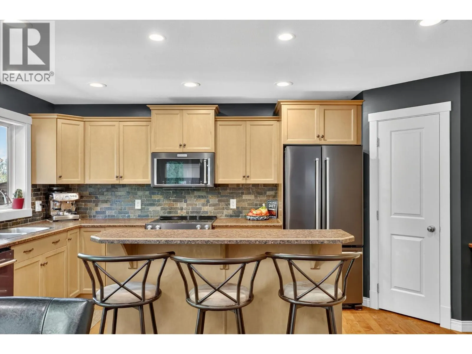 2157 Shelby Crescent
