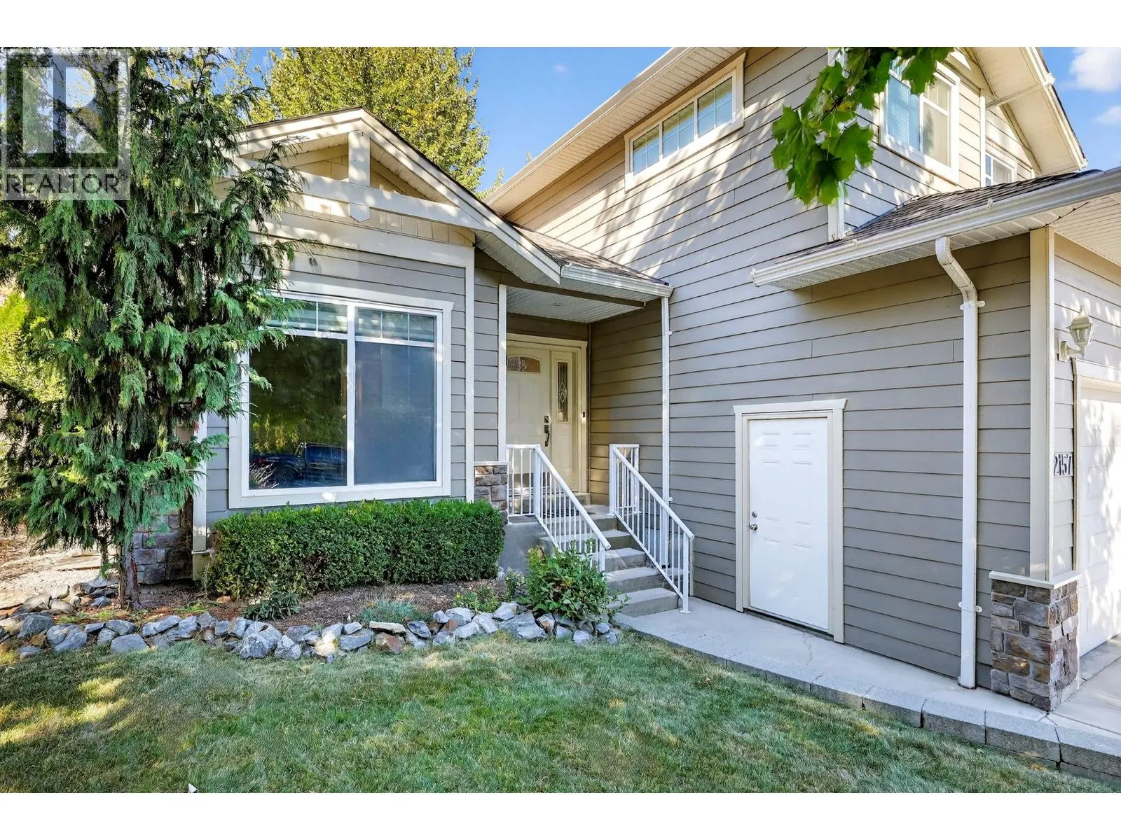 2157 Shelby Crescent
