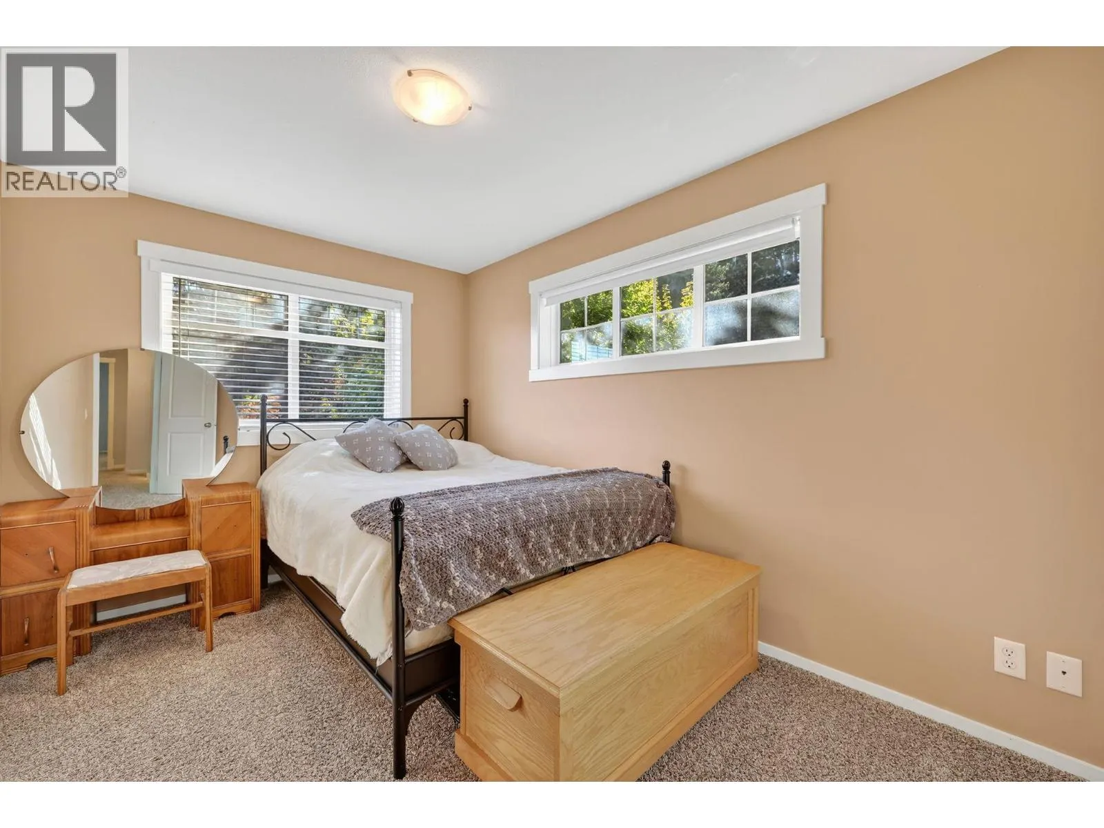 2157 Shelby Crescent