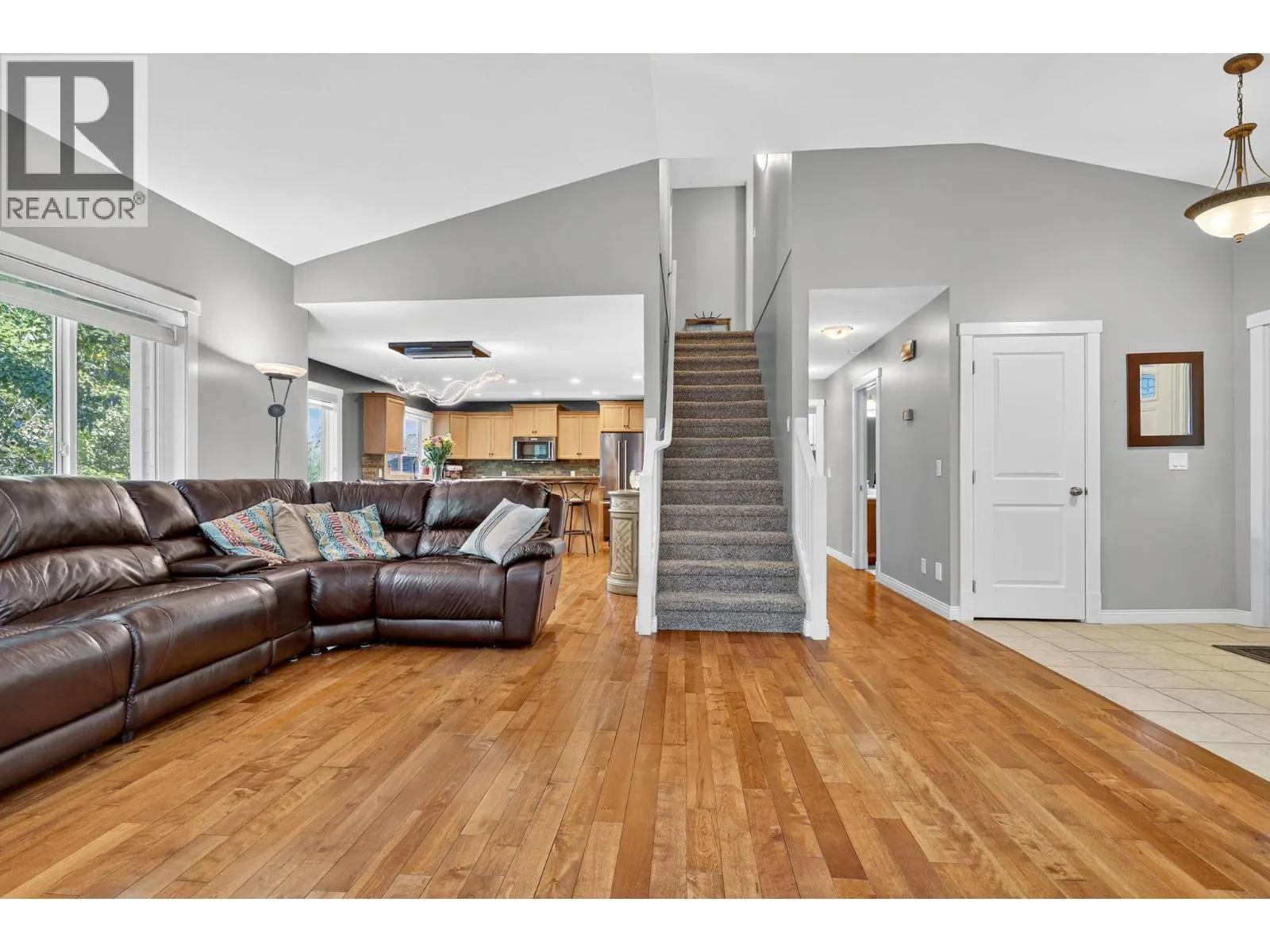 2157 Shelby Crescent