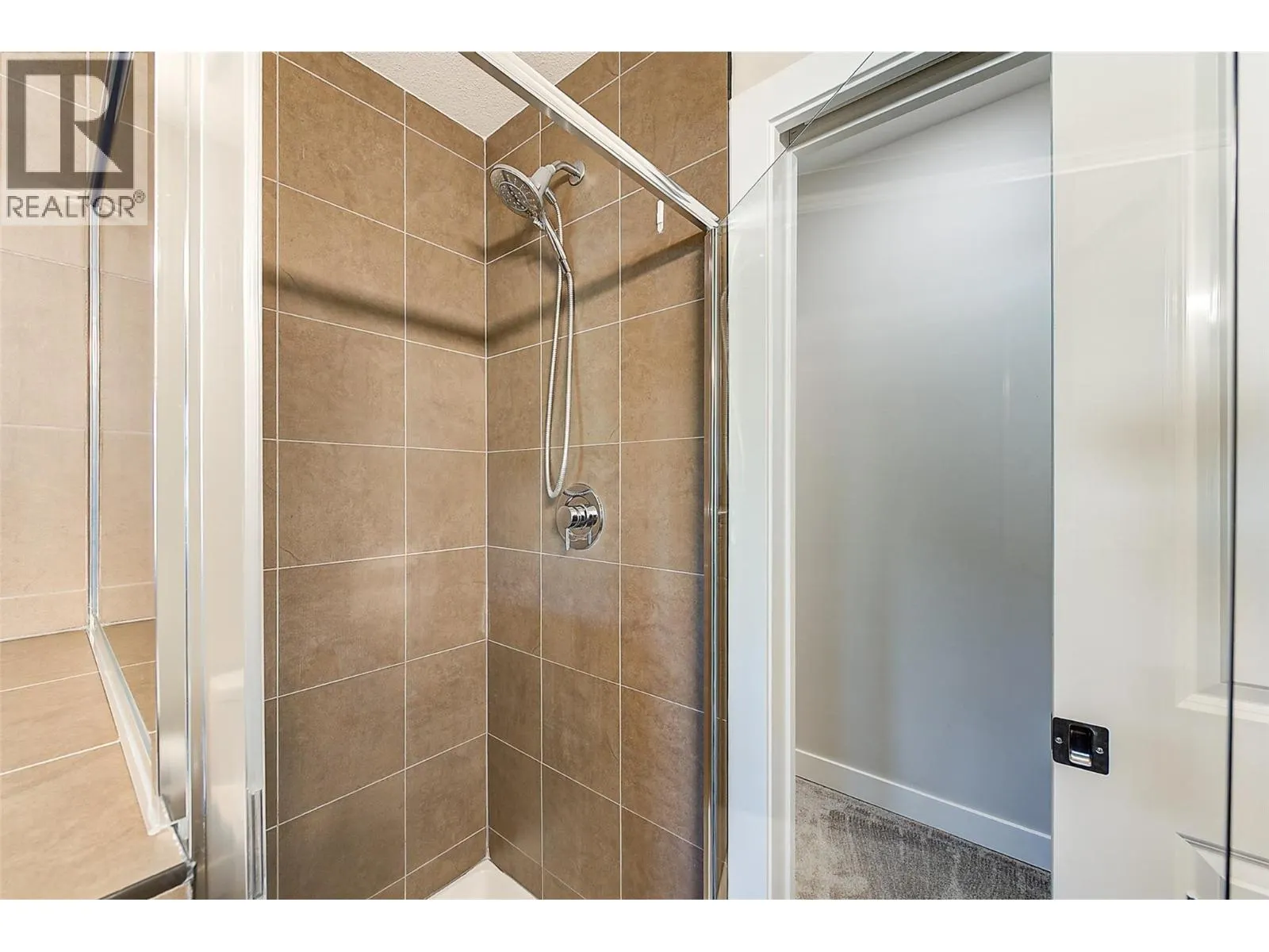 3205 Skyview Lane Unit# 205