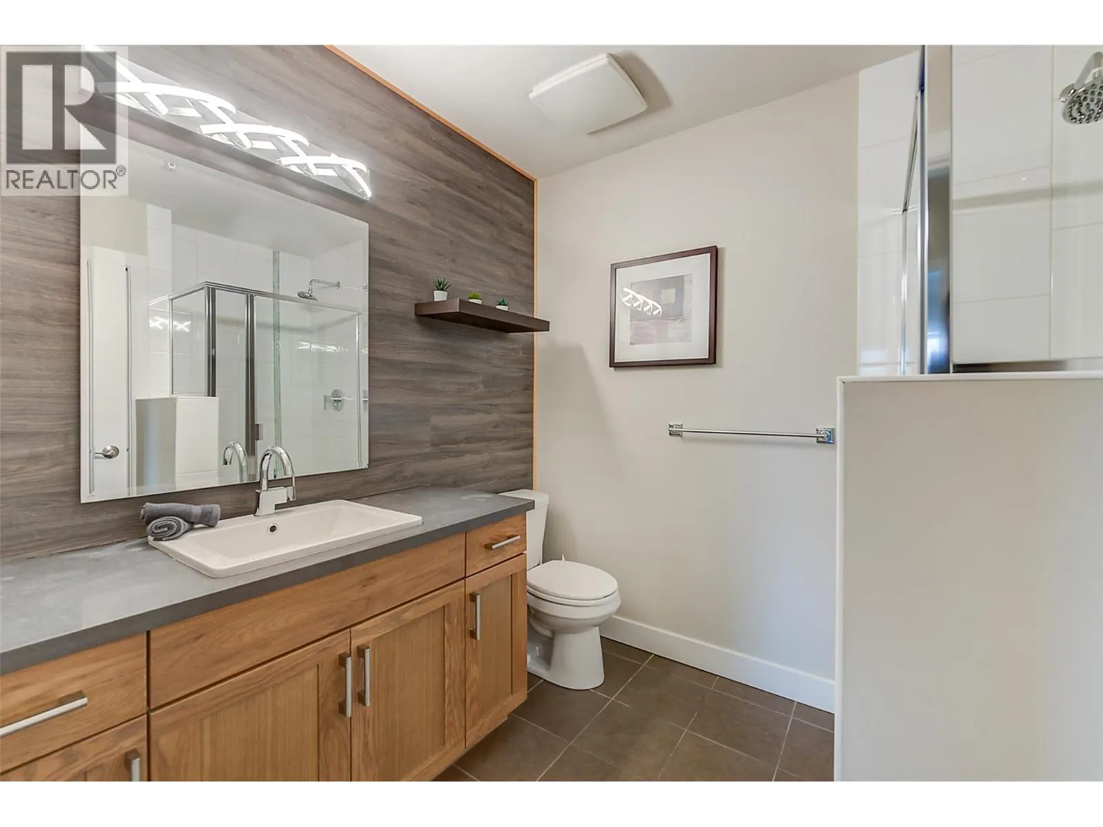 3205 Skyview Lane Unit# 205