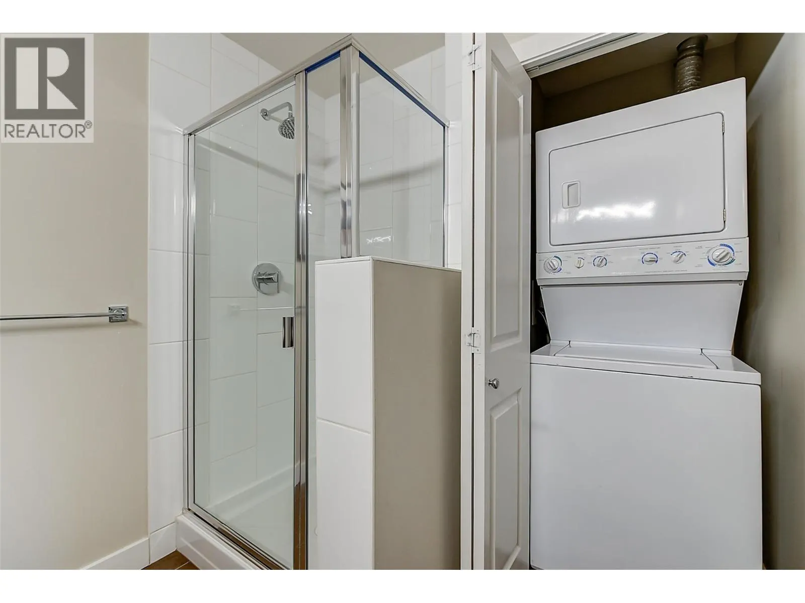 3205 Skyview Lane Unit# 205