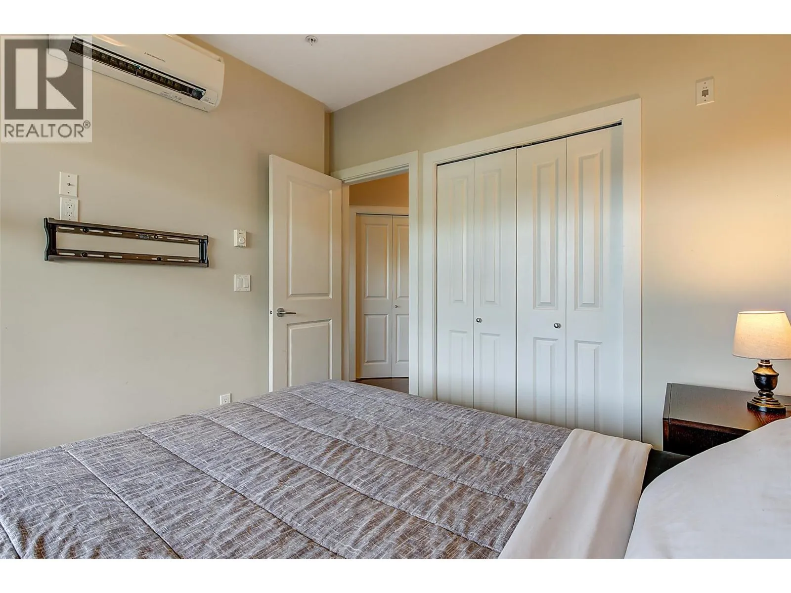 3205 Skyview Lane Unit# 205