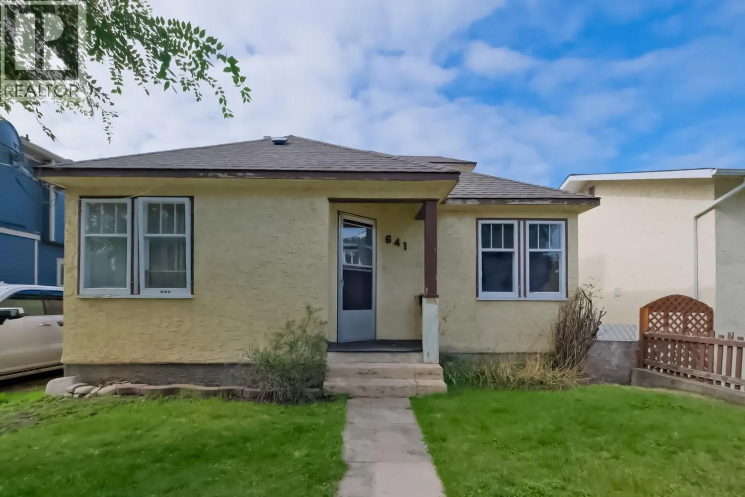 641 PAPINEAU Street