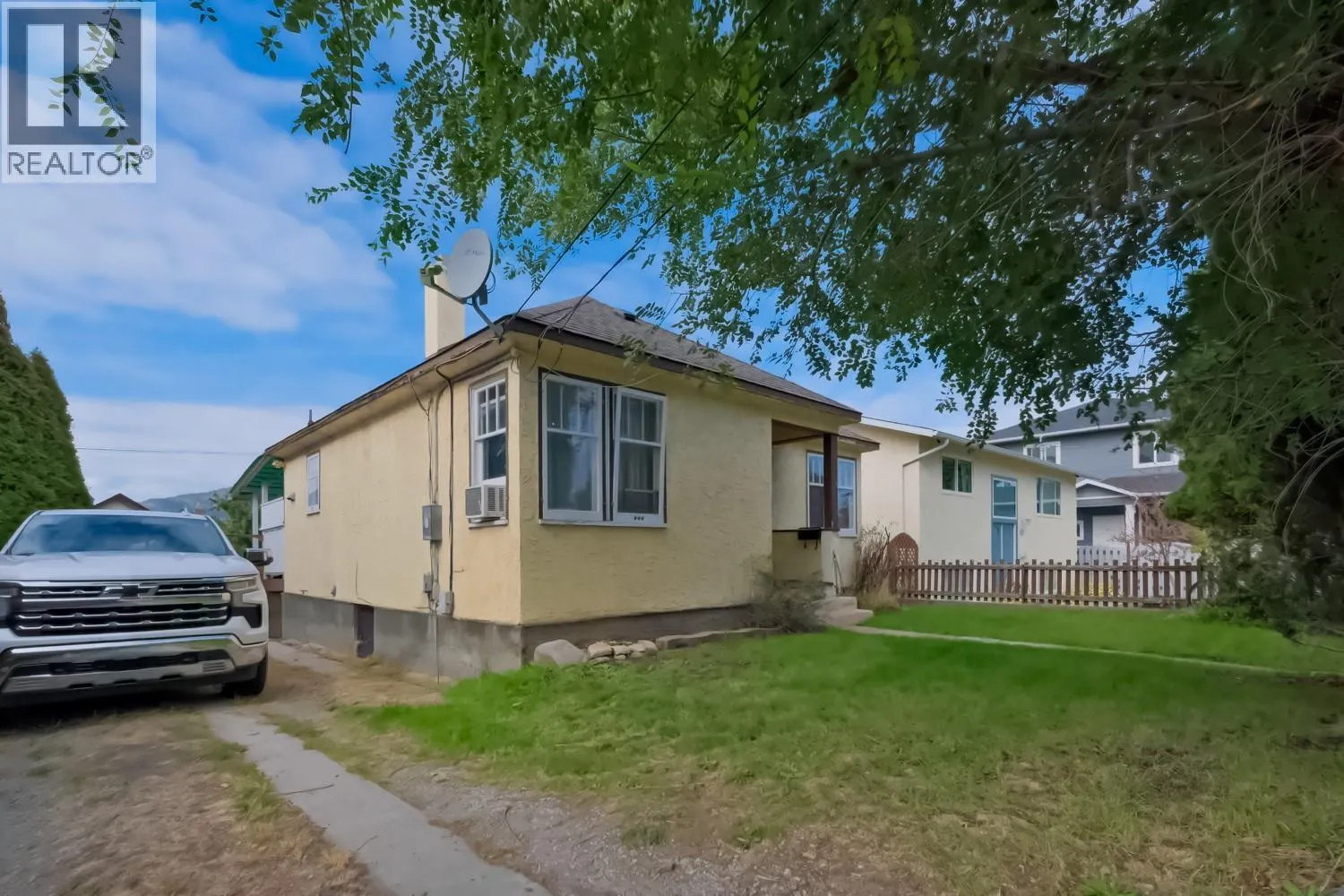 641 PAPINEAU Street