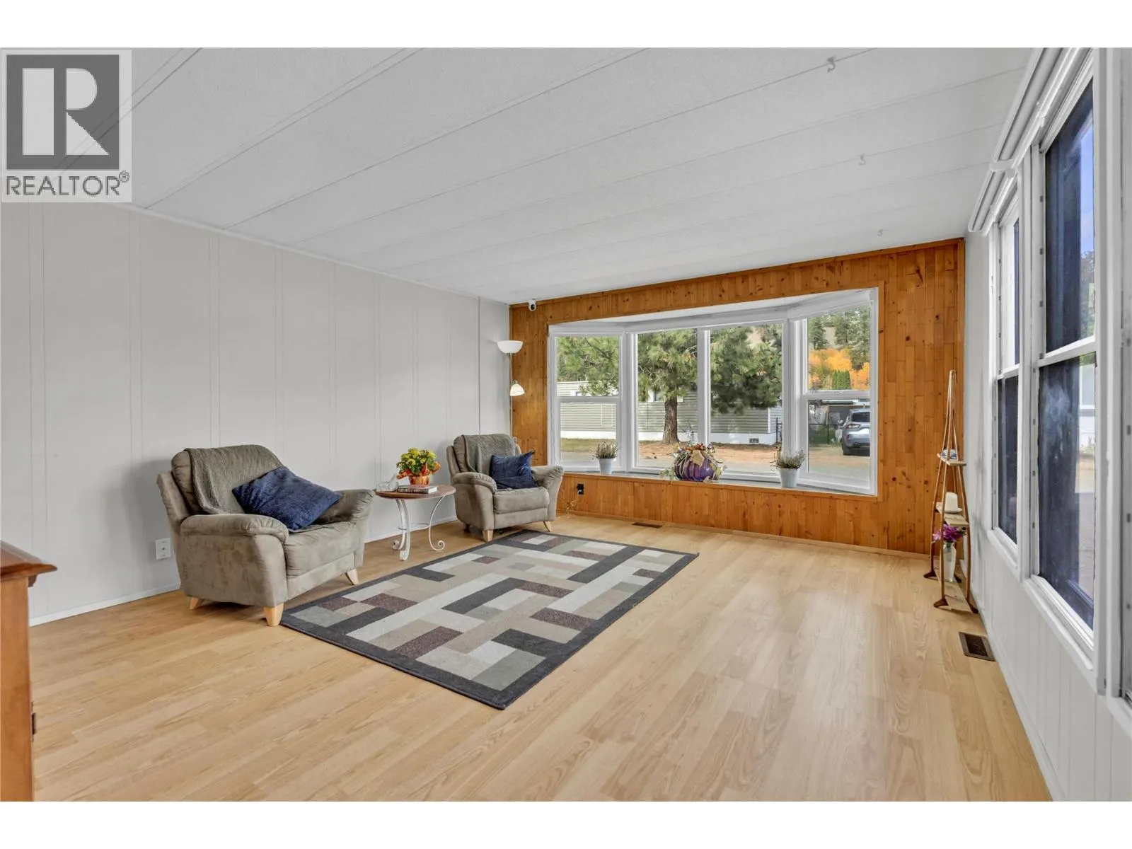473 CORINA Avenue Unit# 24